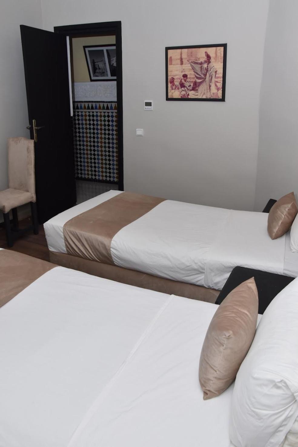 Twin Room - Photo 6