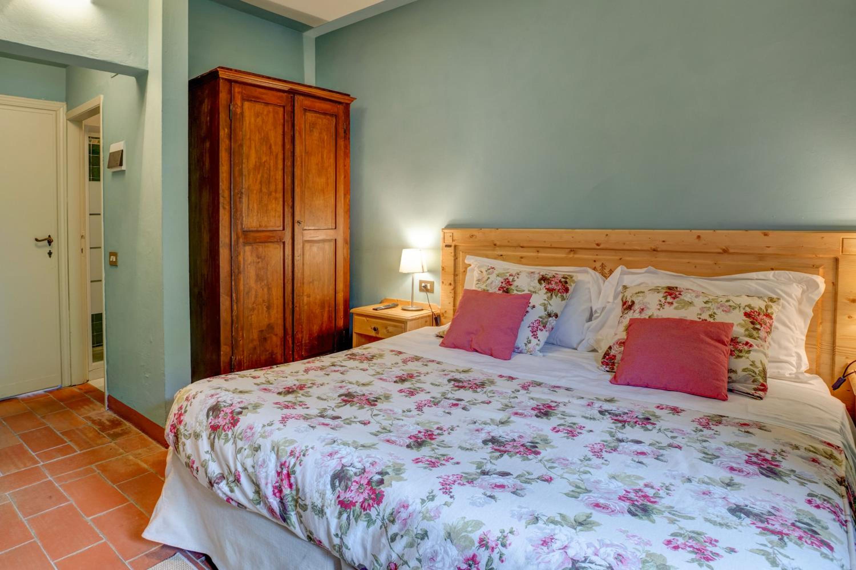 Double or Twin Room photo 2