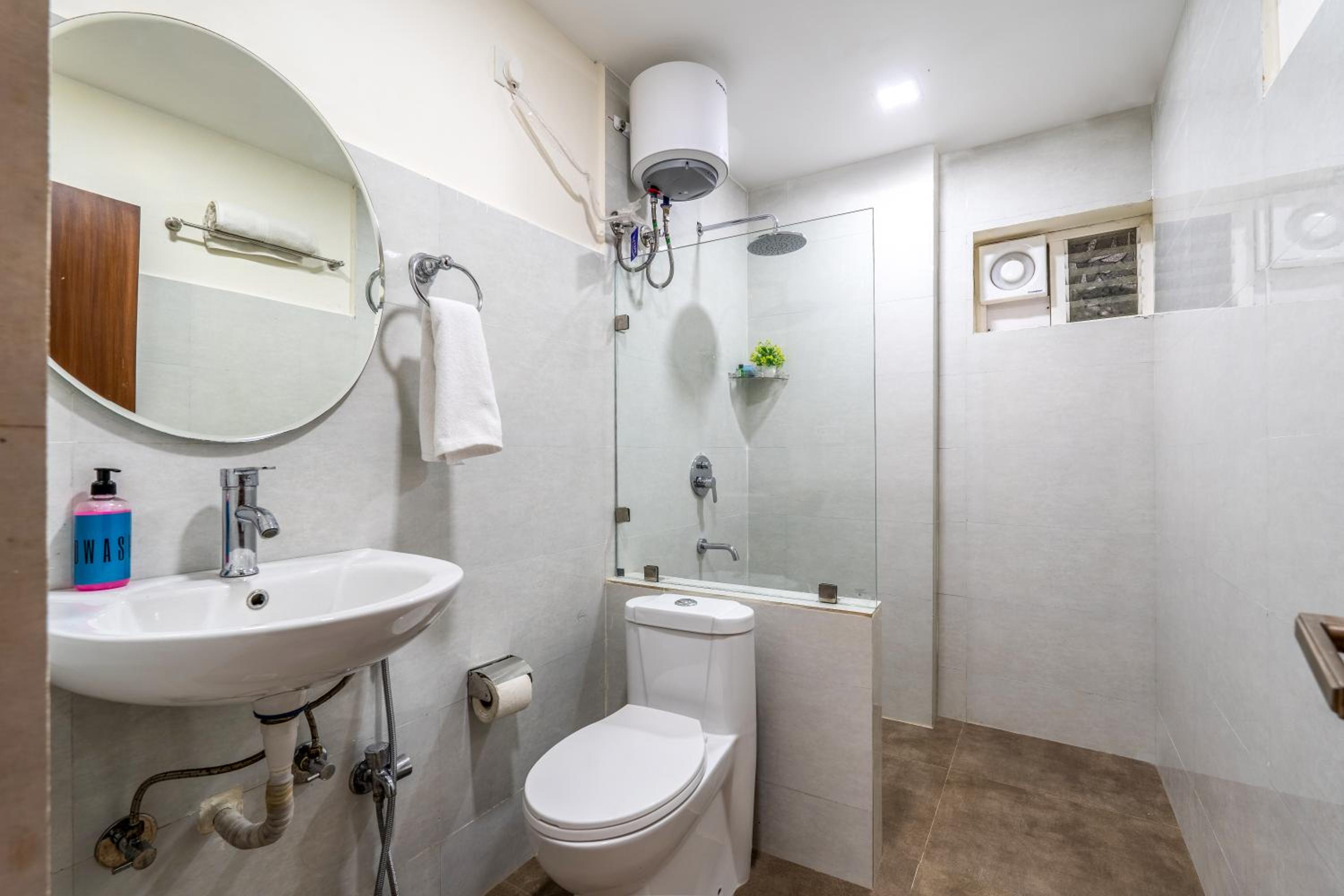 Deluxe Suite - Photo 2
