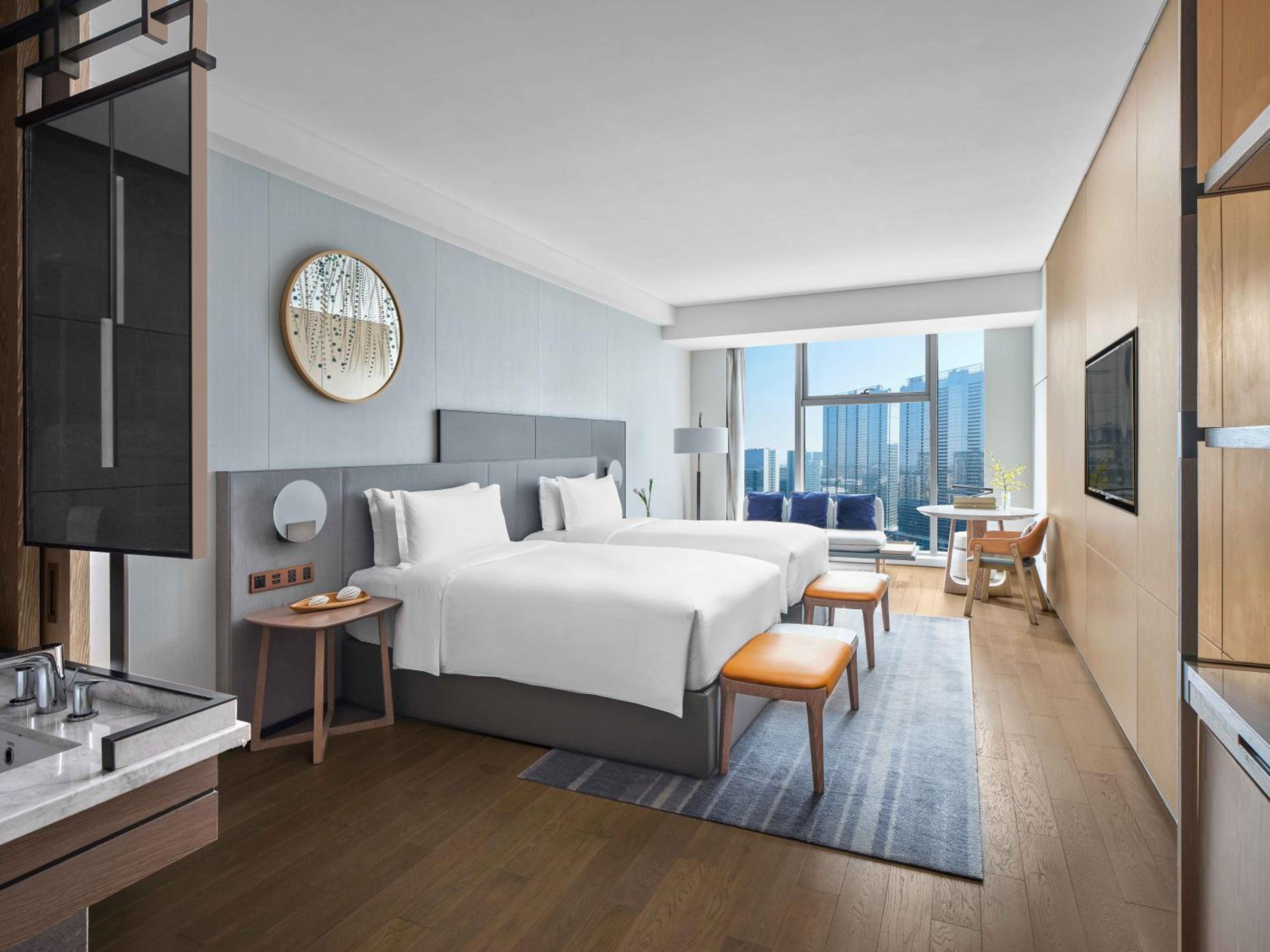 Premium Twin Room - Photo 1