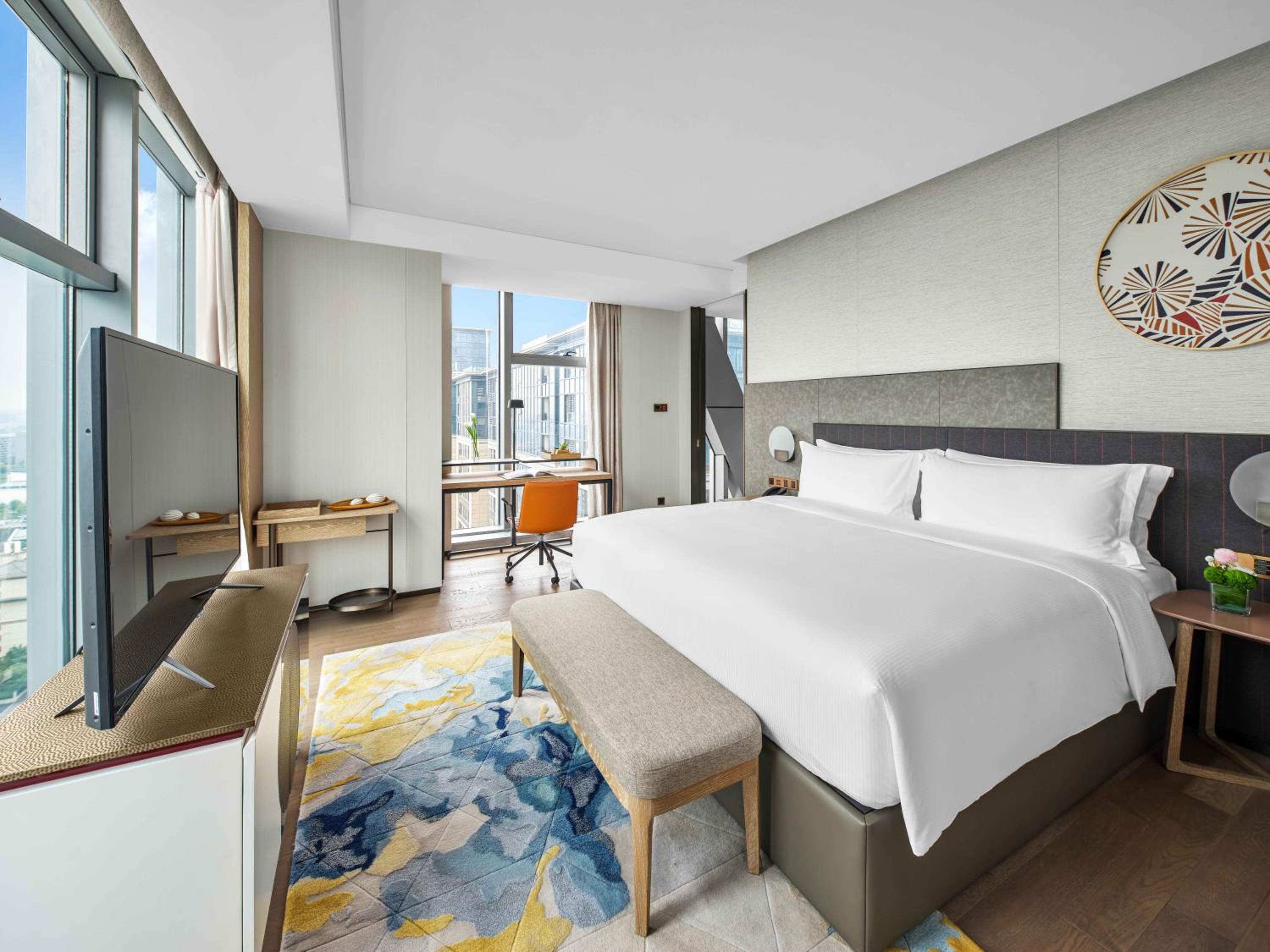 One-Bedroom King Suite - Photo 1