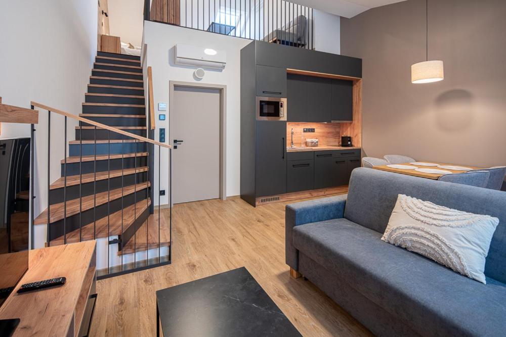 Maisonette photo 2