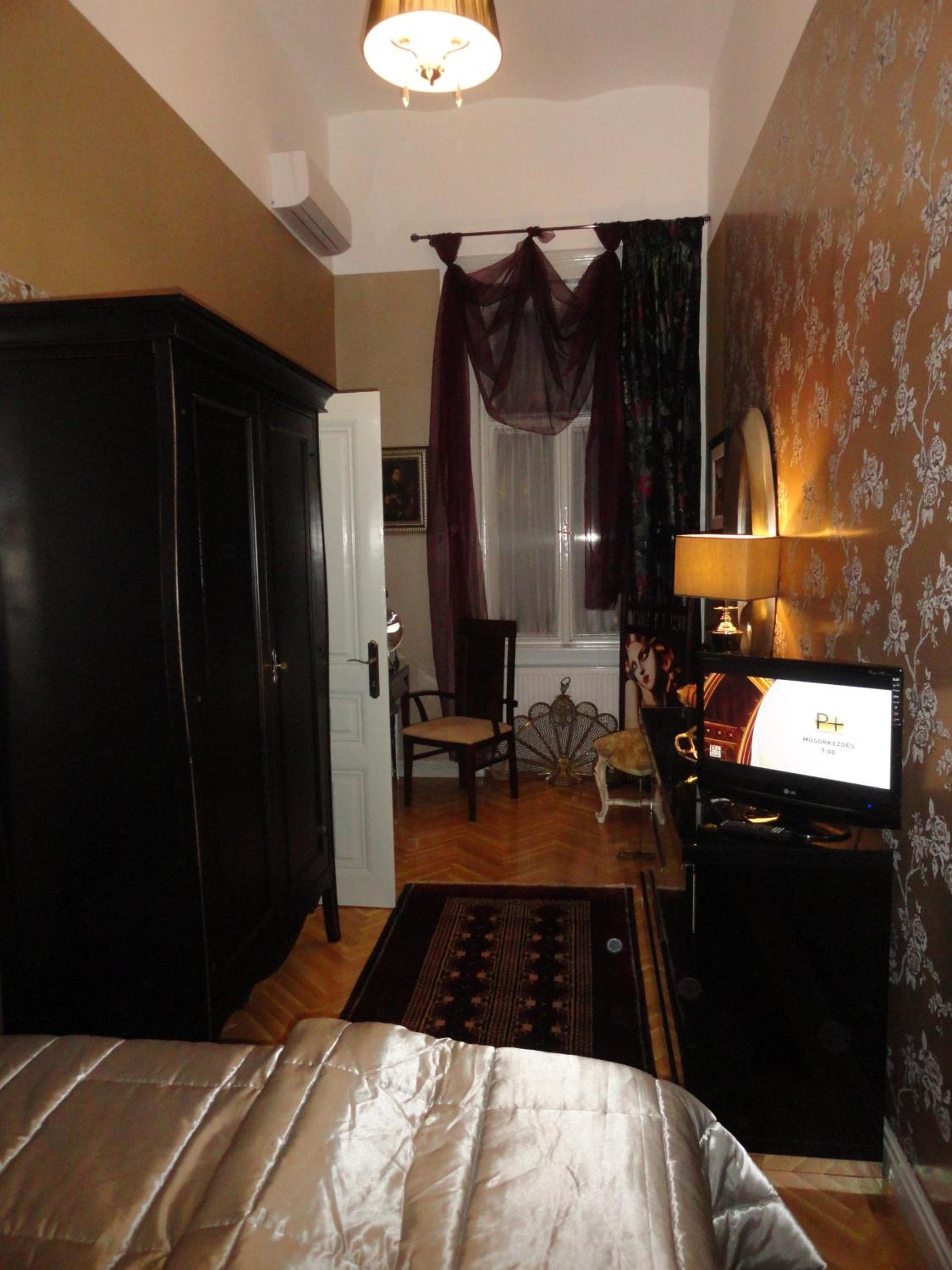 Two-Bedroom Apartment - Photo 69