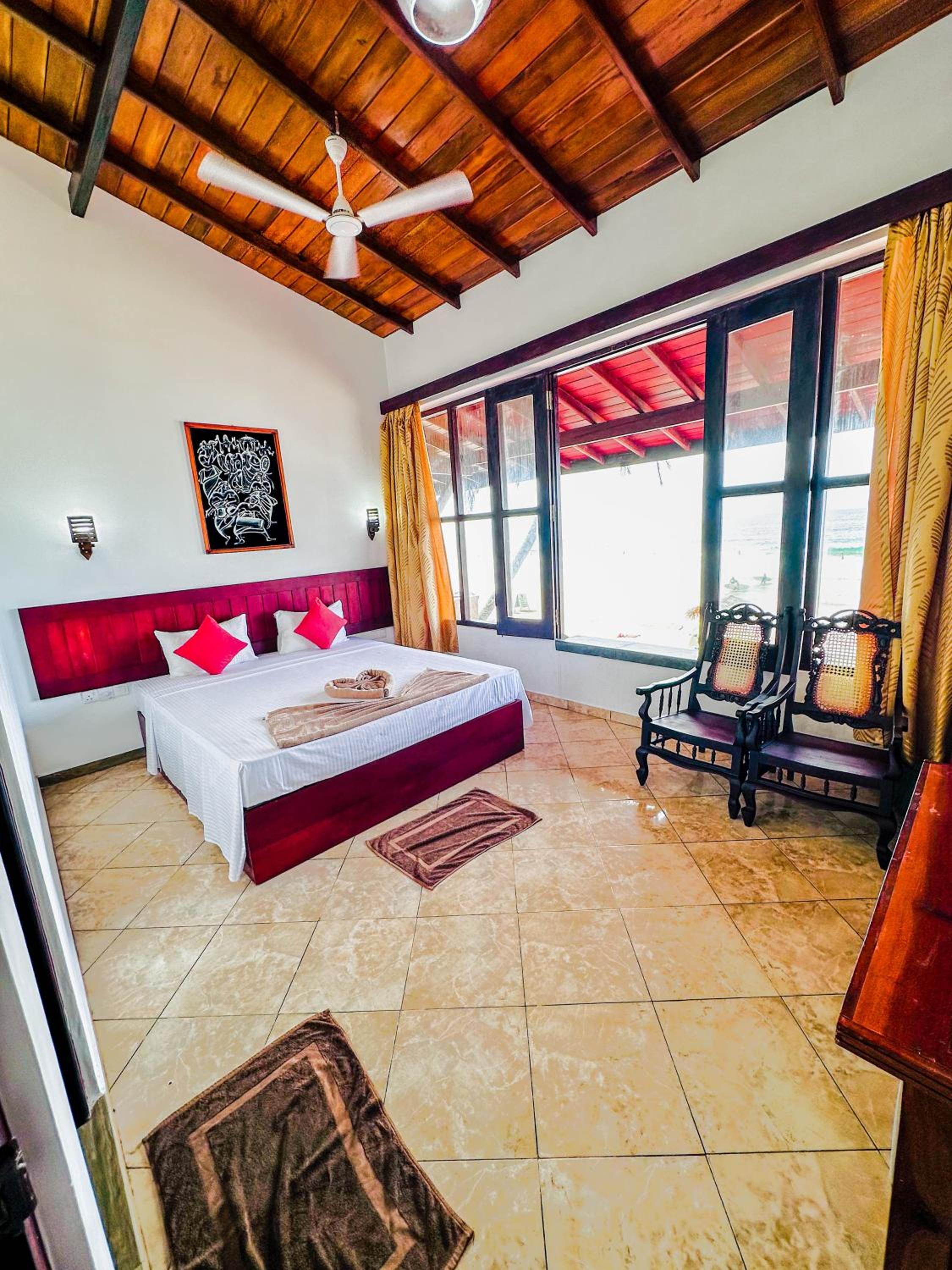Deluxe Double Room With Sea View photo 3