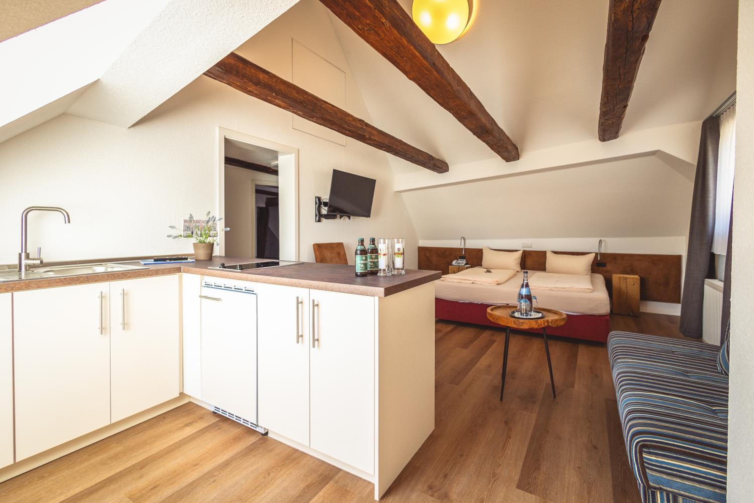 Independent Quadruple Room with Kitchenette
