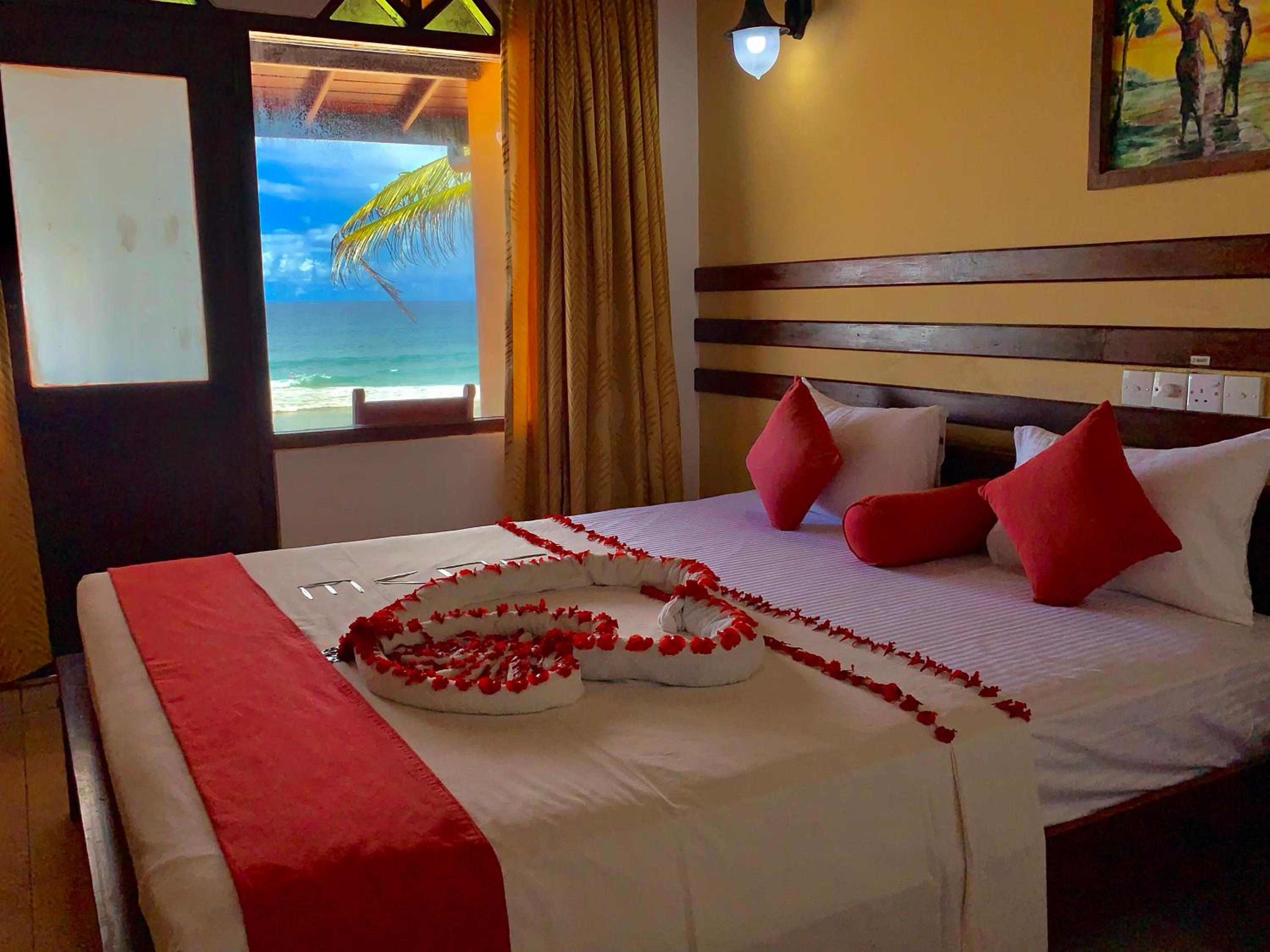 Deluxe Triple Room With Sea View photo 2