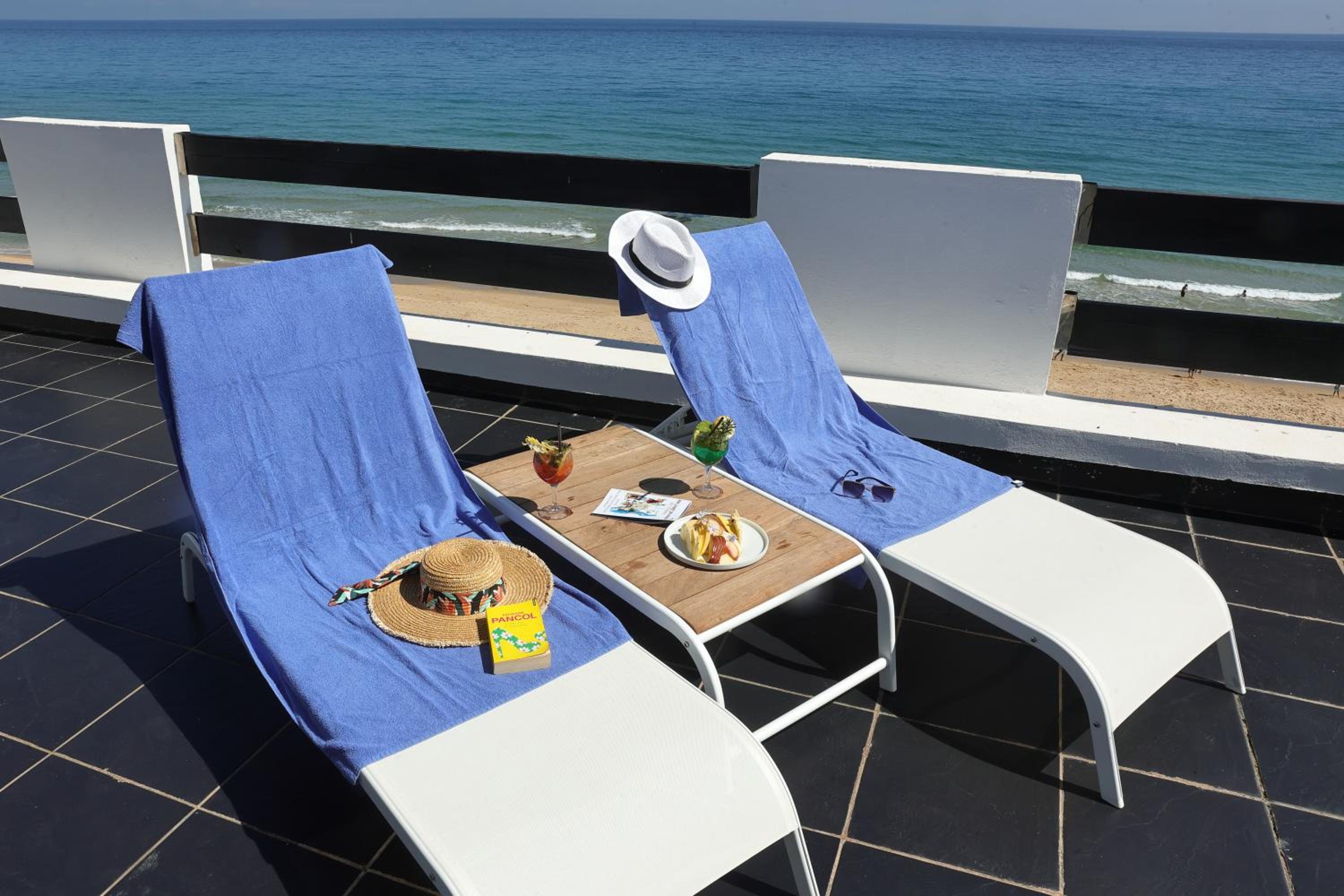 Junior Suite with Sea View - Photo 7