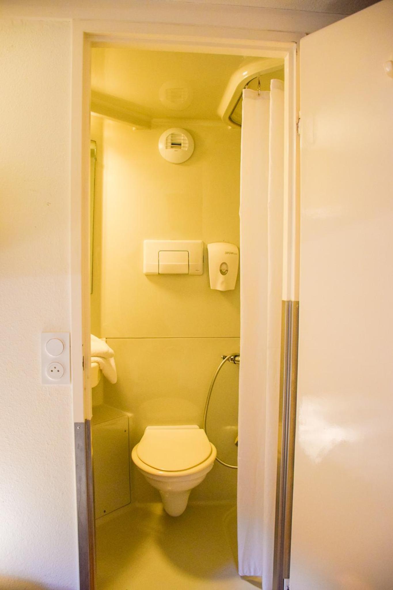 Double Room - Photo 2