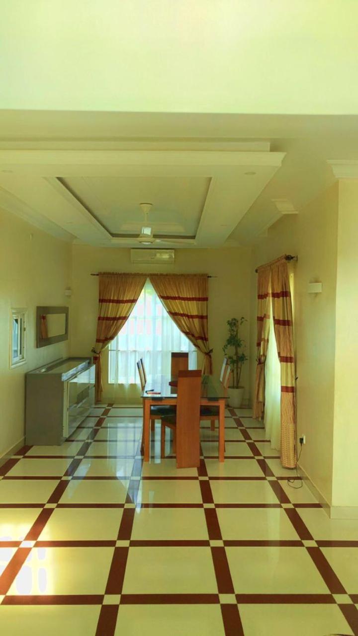 Villa photo 3