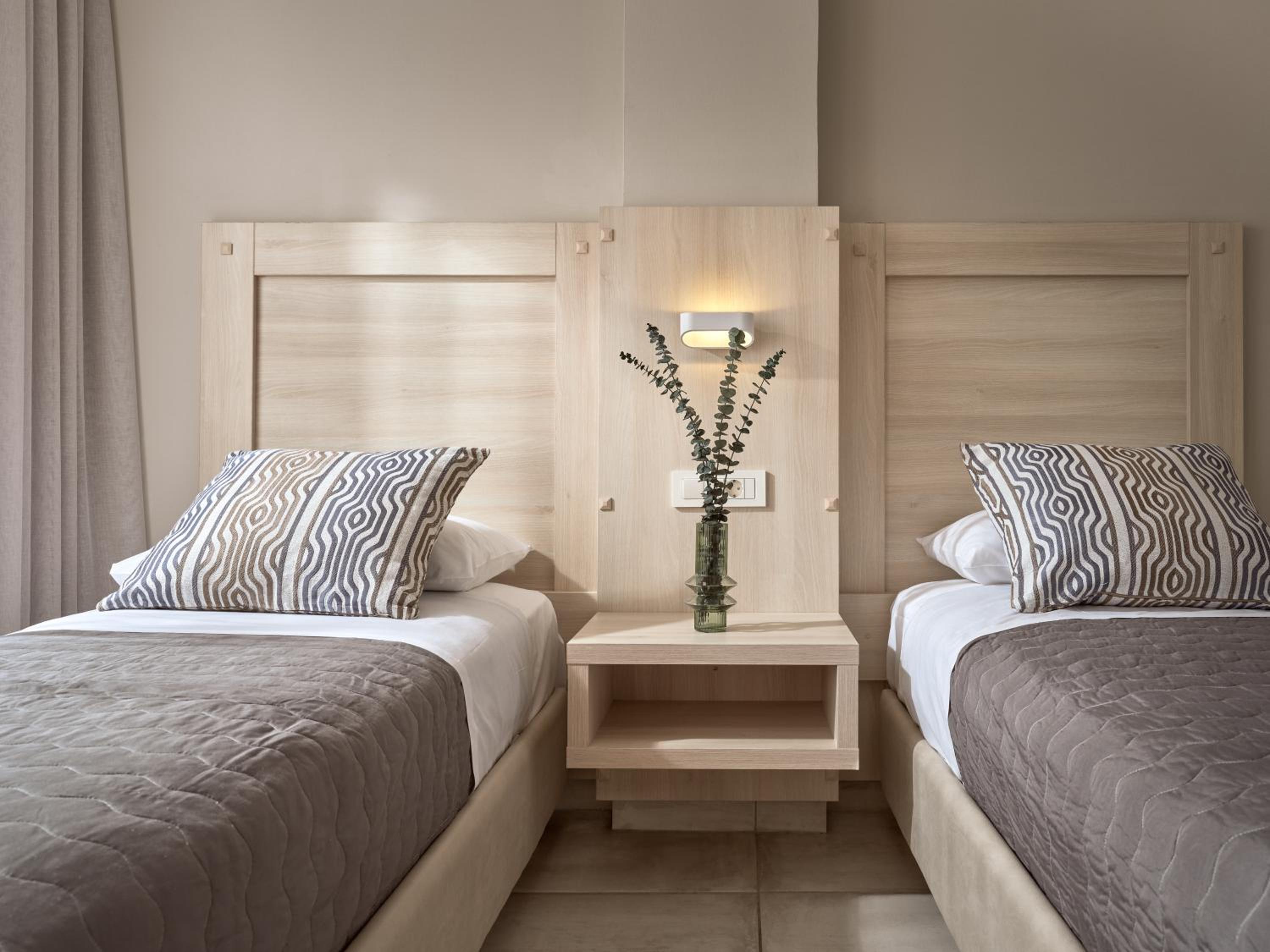 Two-Bedroom Apartment - Photo 6