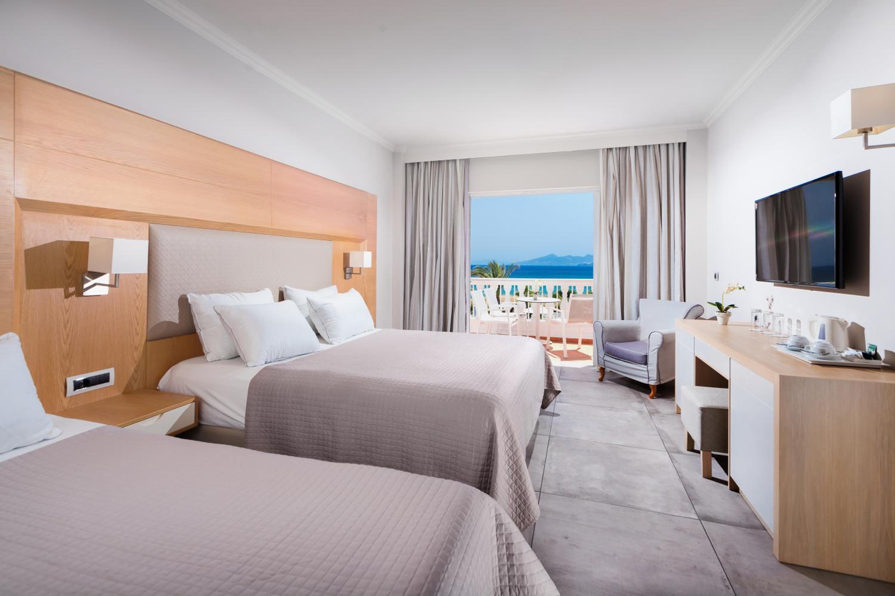 Deluxe Double Room with Sea View