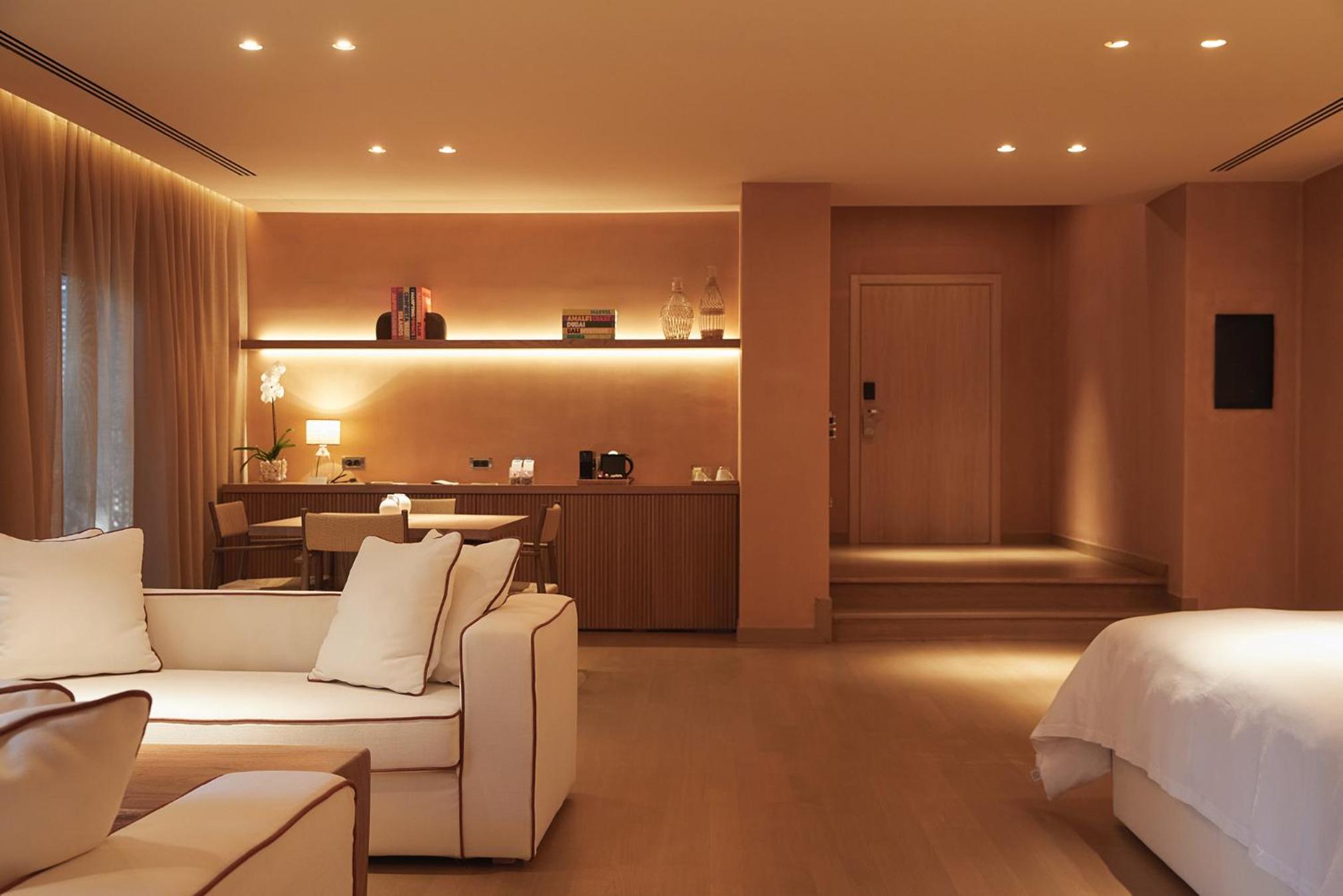 Comfort Suite photo 3