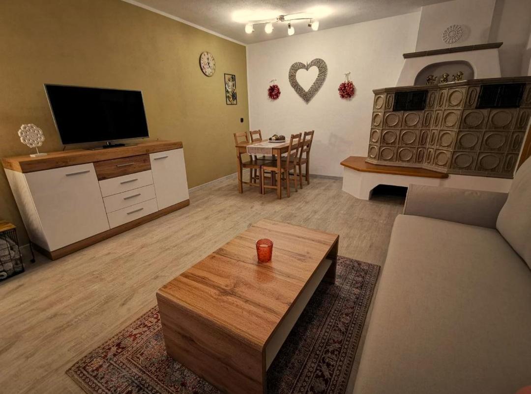 Apartment photo 2