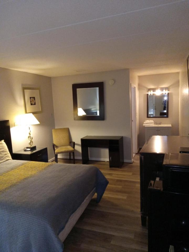 Deluxe Room - Photo 1