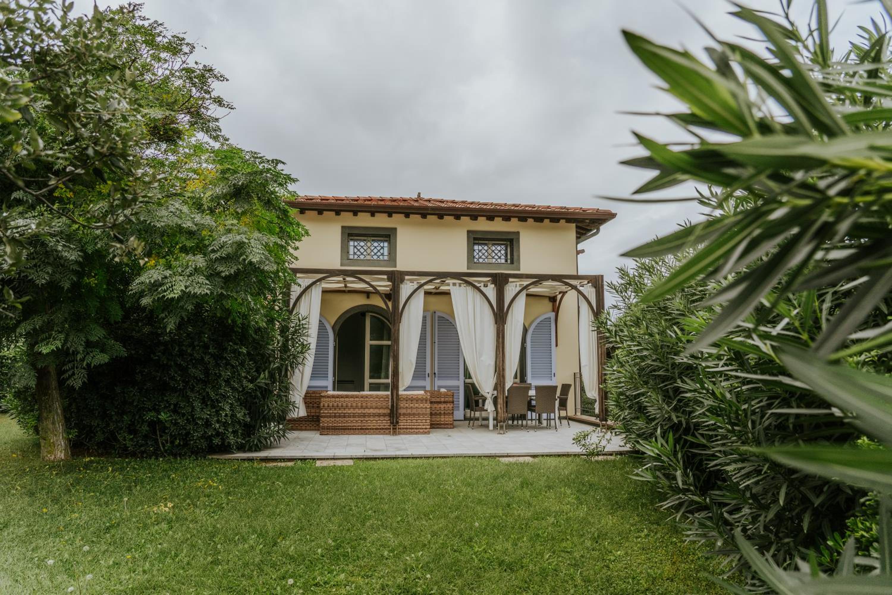 Three-Bedroom House photo 1