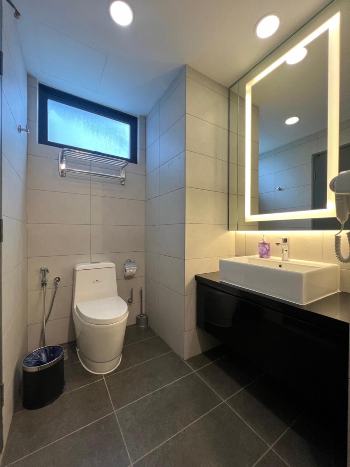 Two-Bedroom Terrace Suite - Photo 8