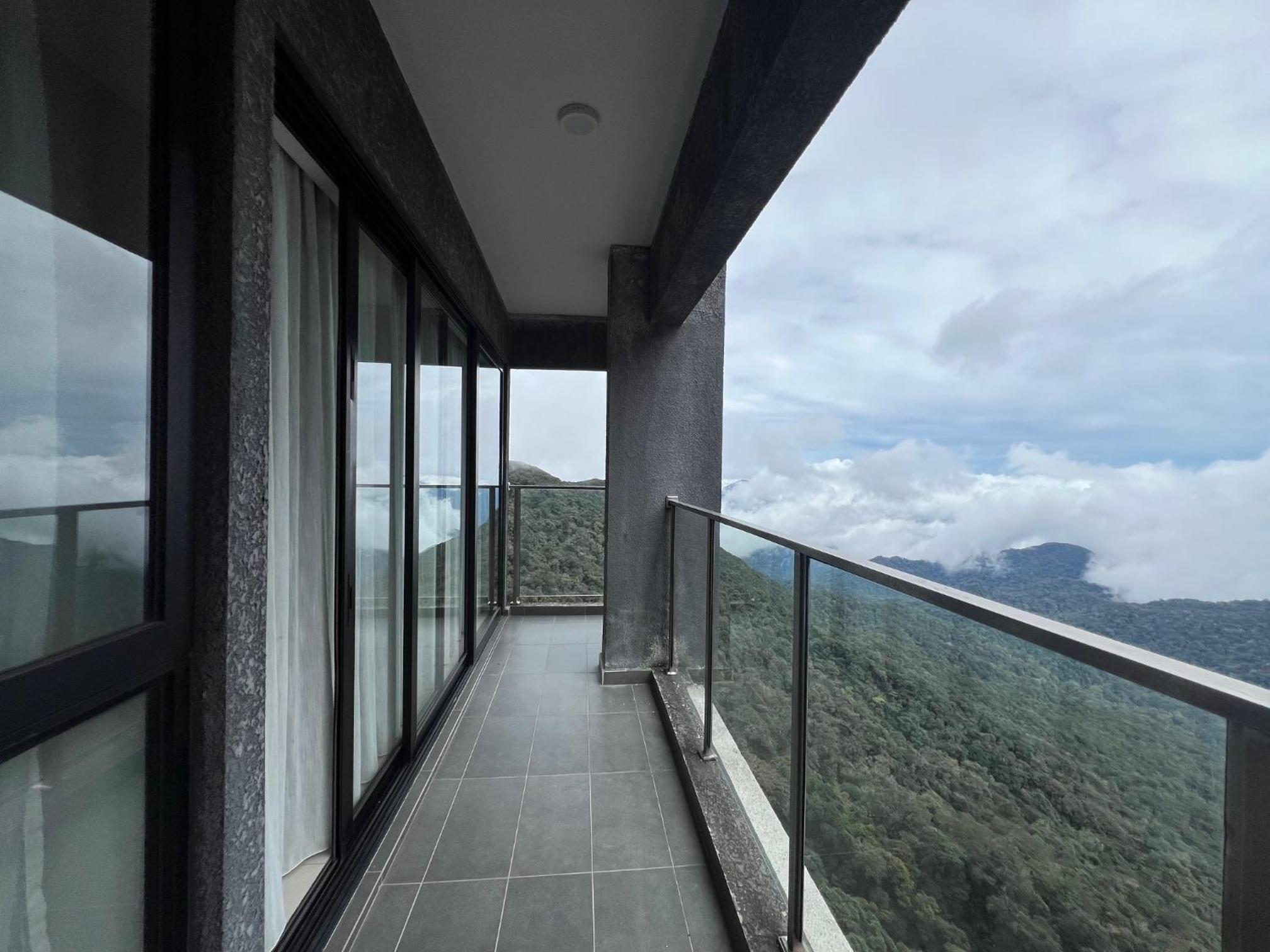 Two-Bedroom Terrace Suite - Photo 12