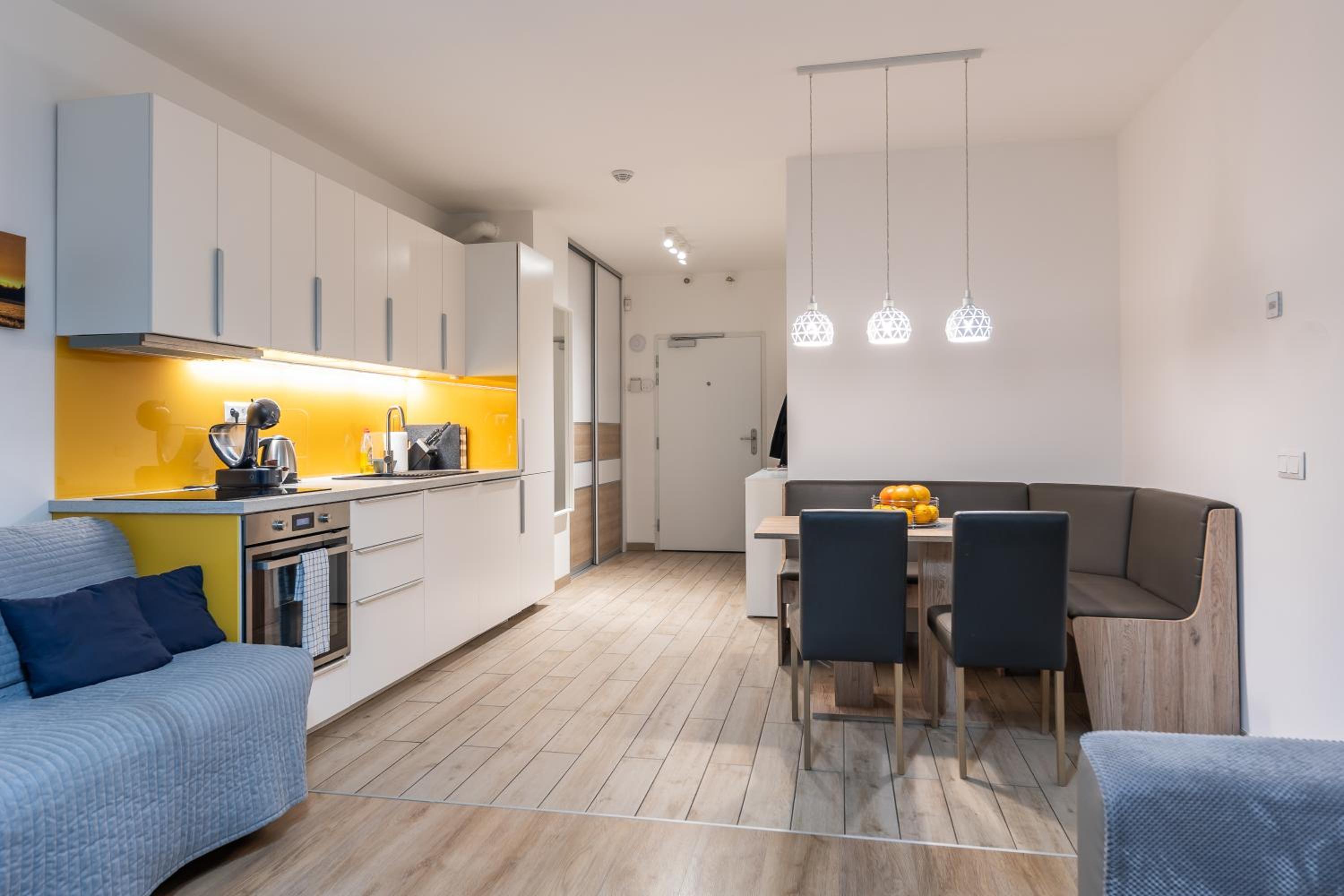One-Bedroom Apartment - Photo 25