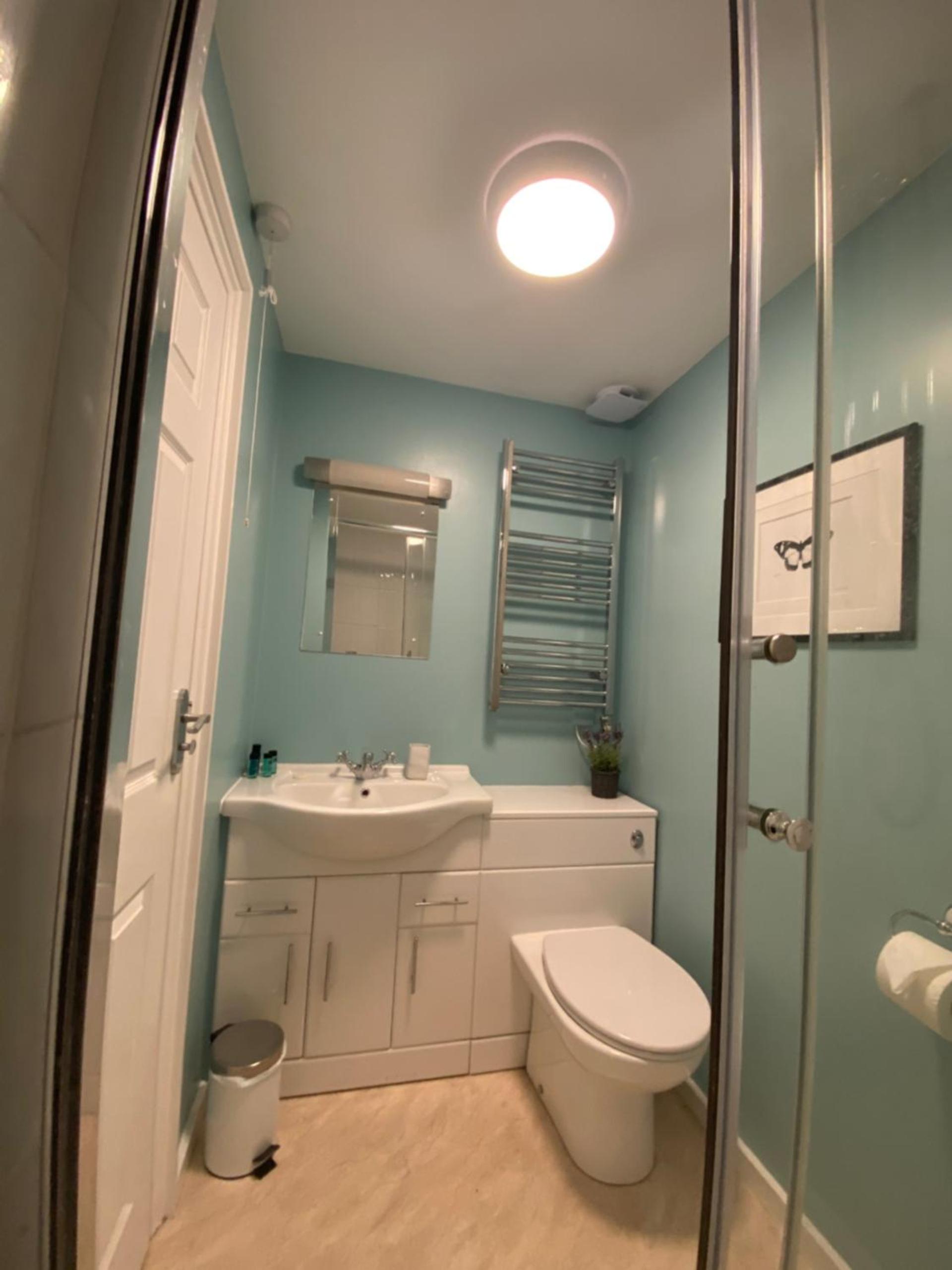Double Room with Private Bathroom photo 3