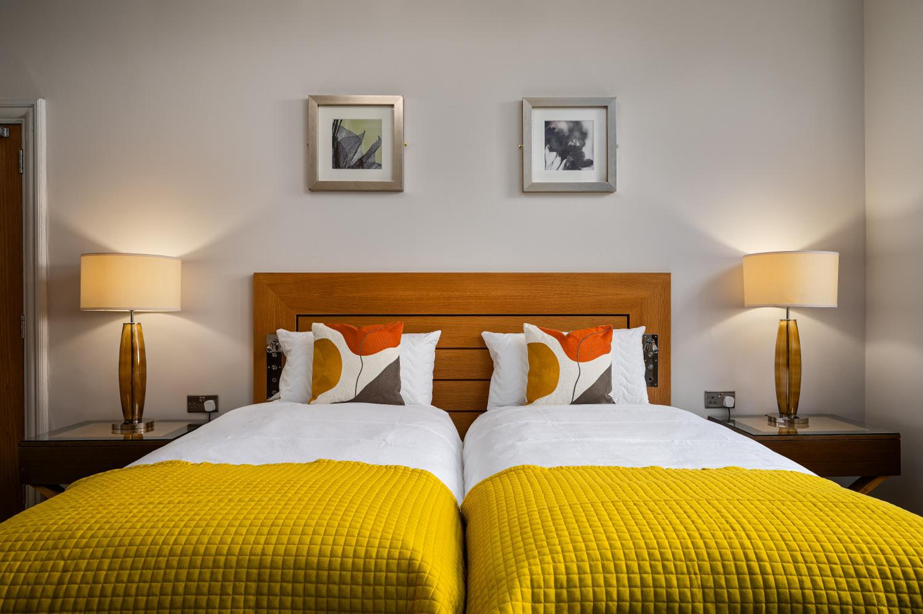 Double or Twin Room photo 3