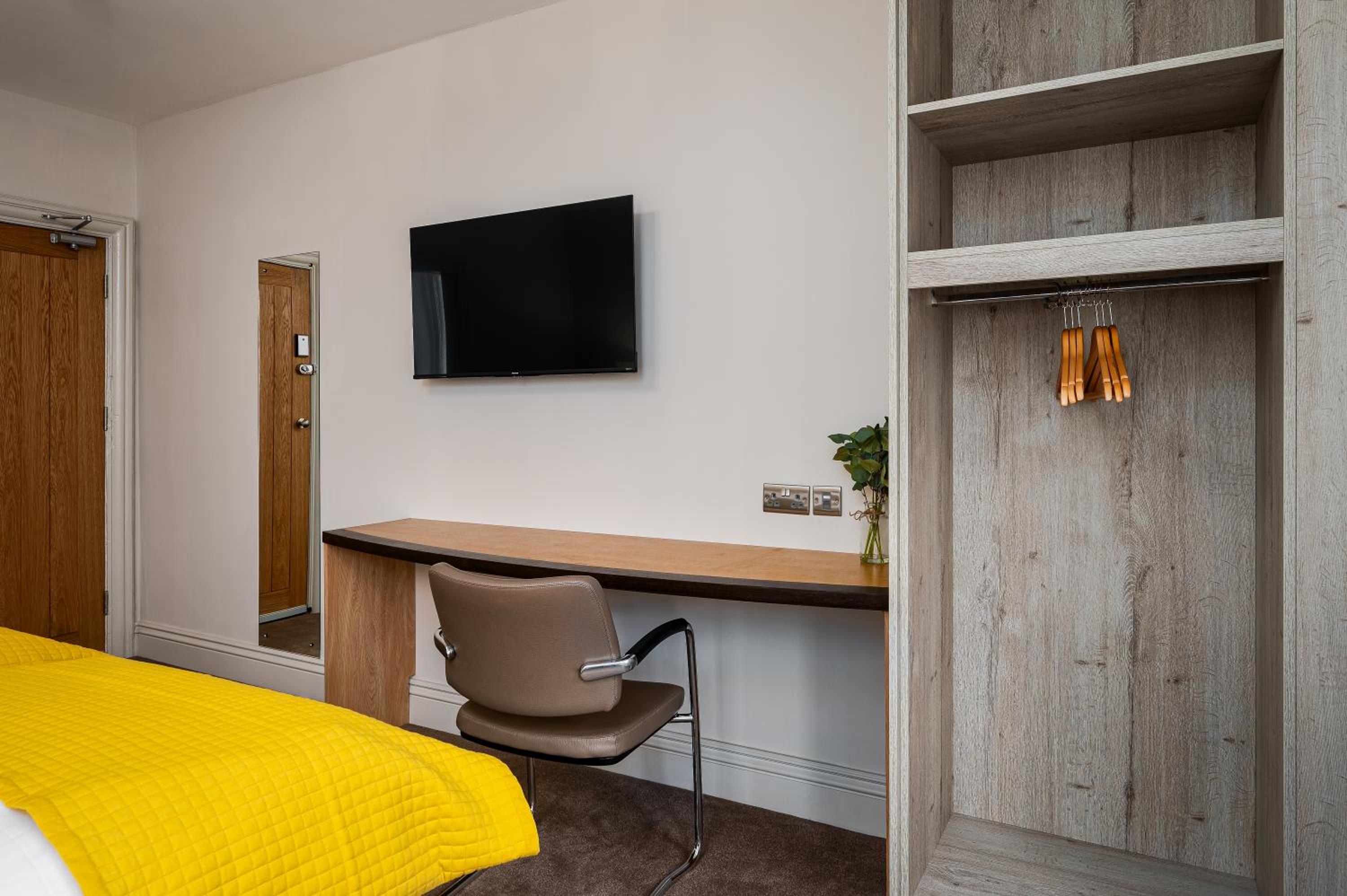 Double or Twin Room photo 2
