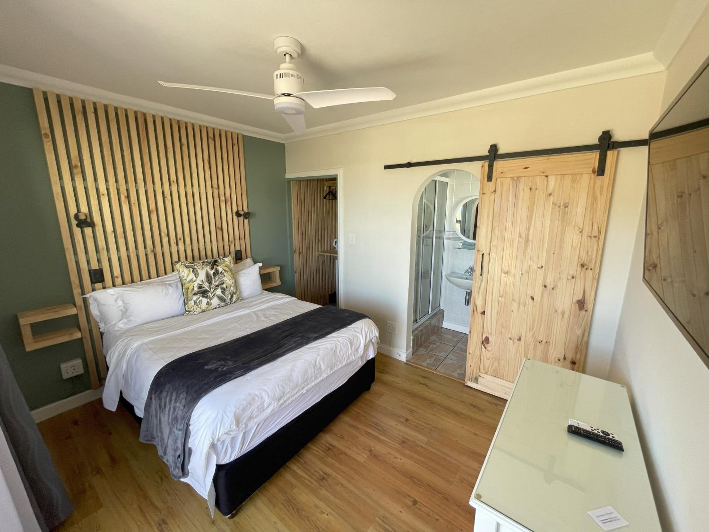 Queen Room with Sea View 2 photo 3