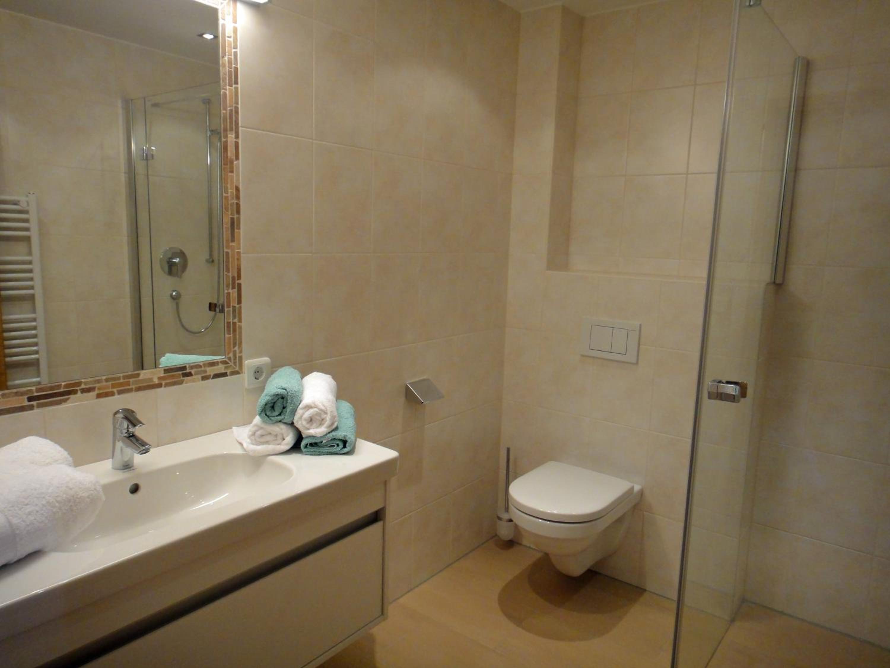 Quadruple Room with Mountain View photo 3