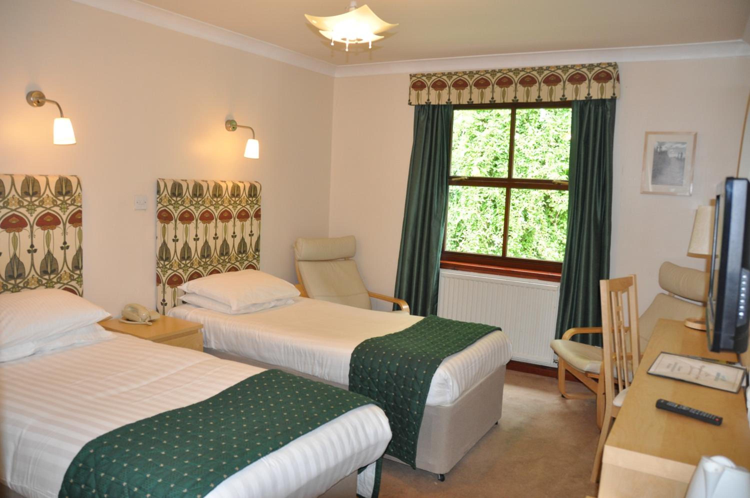 Twin Room - Photo 4