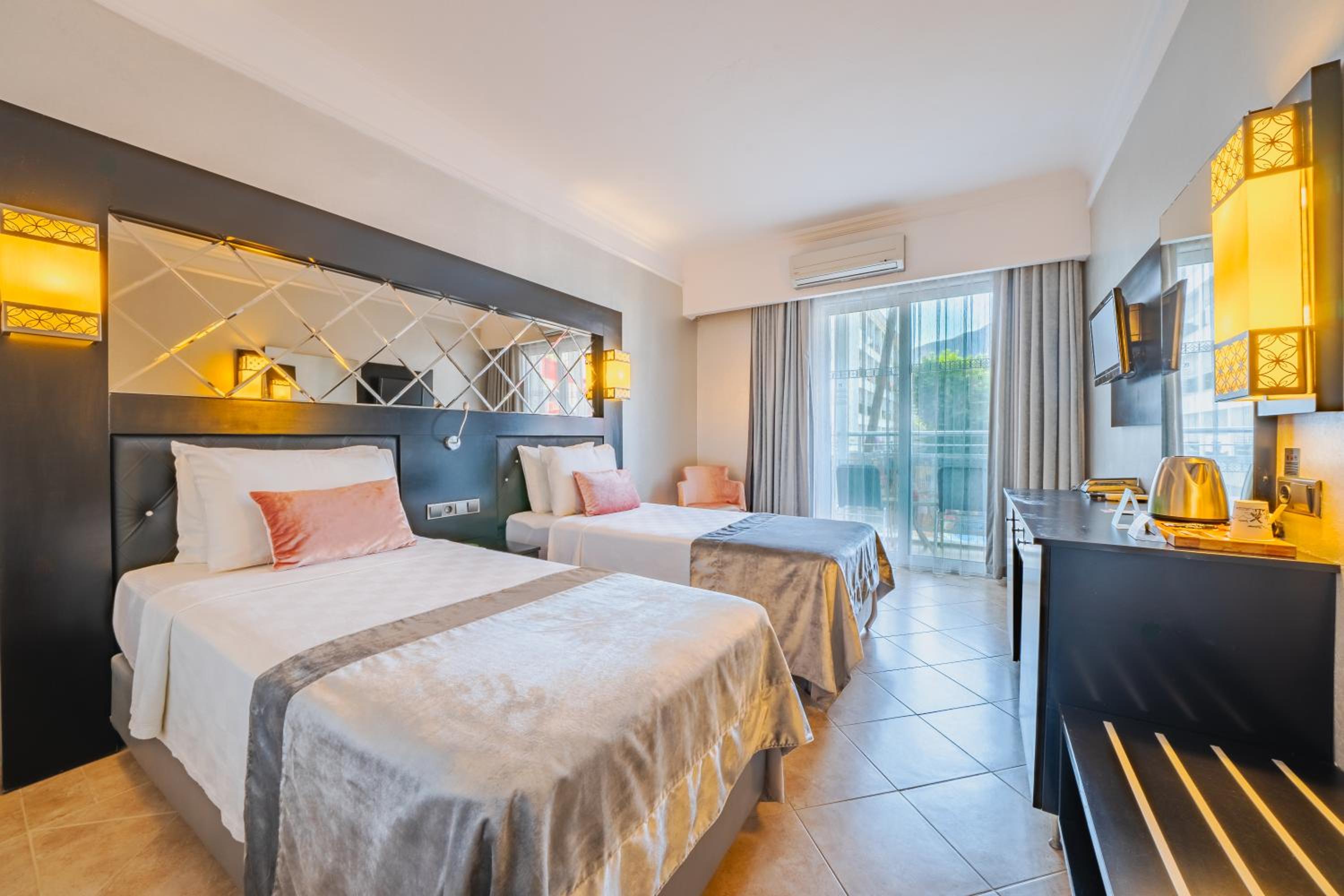 Quarto Duplo ou Twin Standard com Varanda