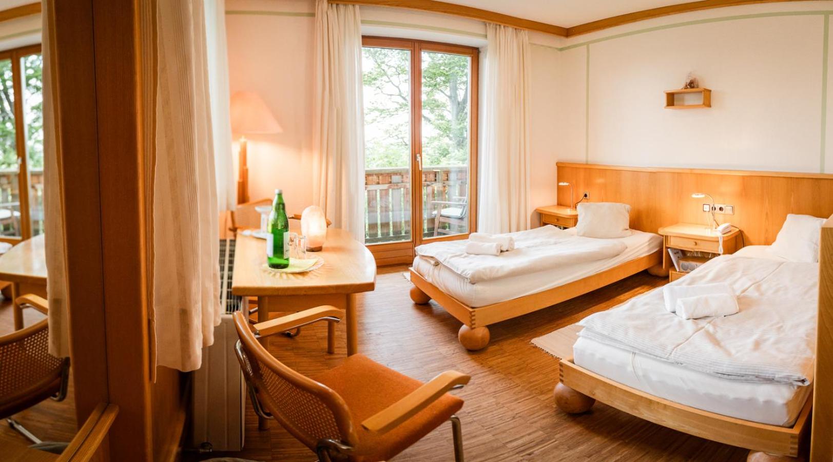 Twin Room with Garden View - Photo 1
