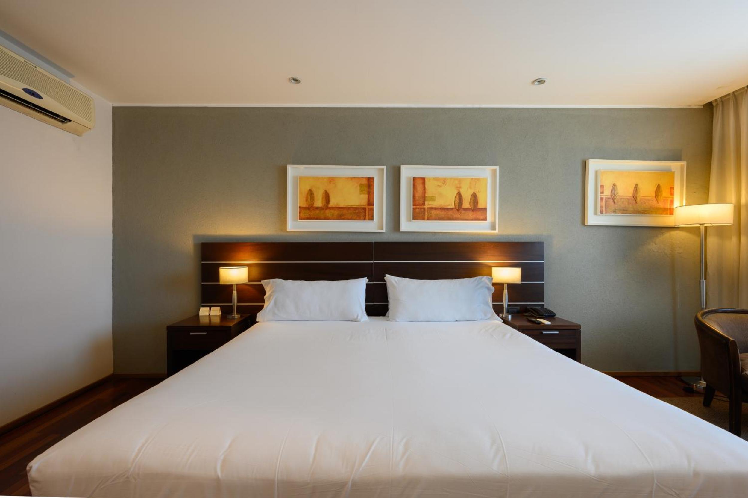 Double Room - Disability Access photo 3