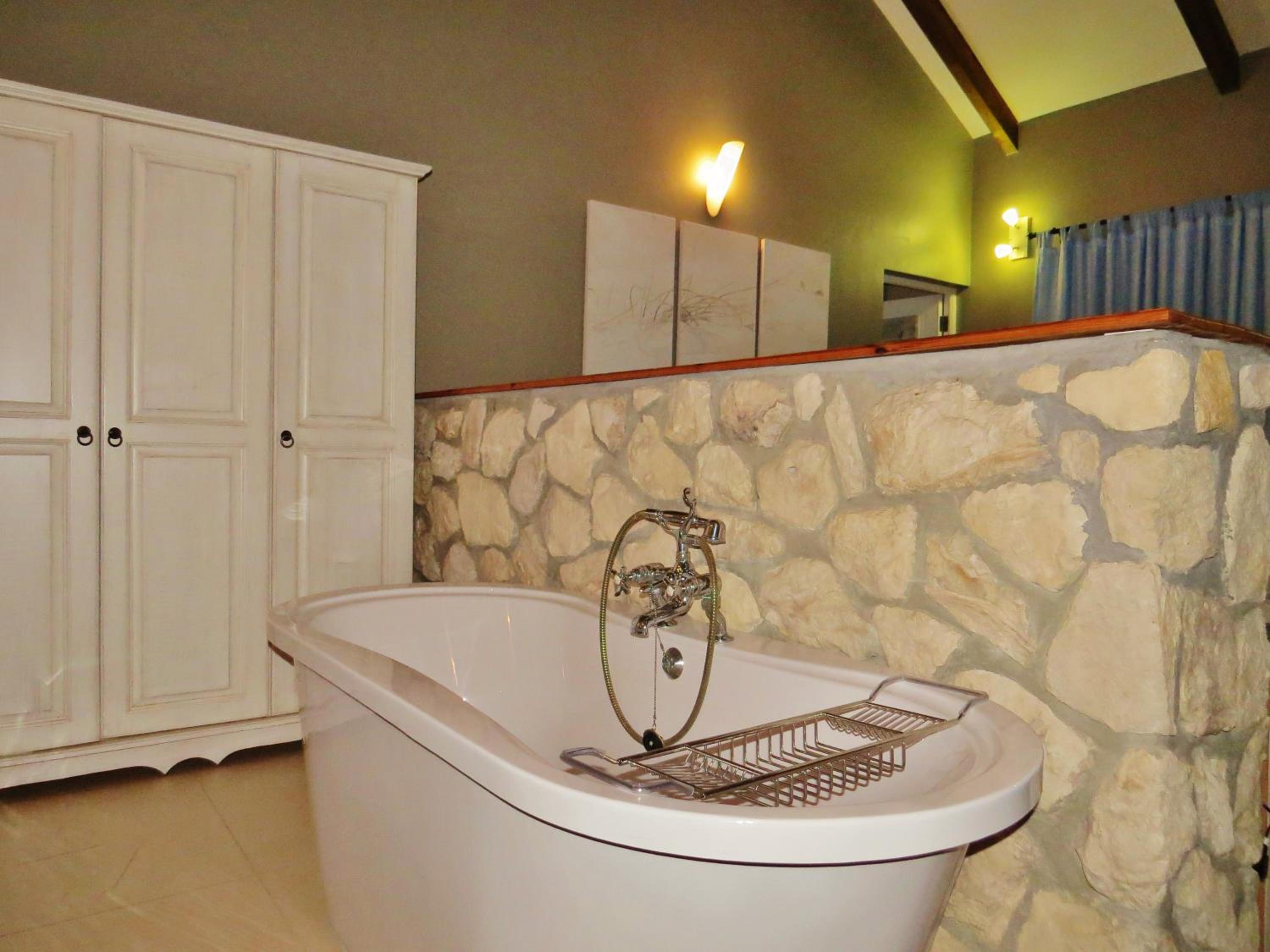 Superior King Suite with Sea View photo 3