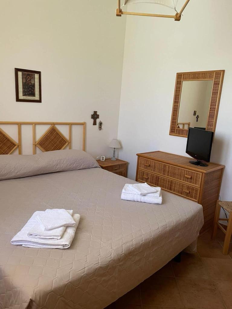 Three-Bedroom Villa photo 3