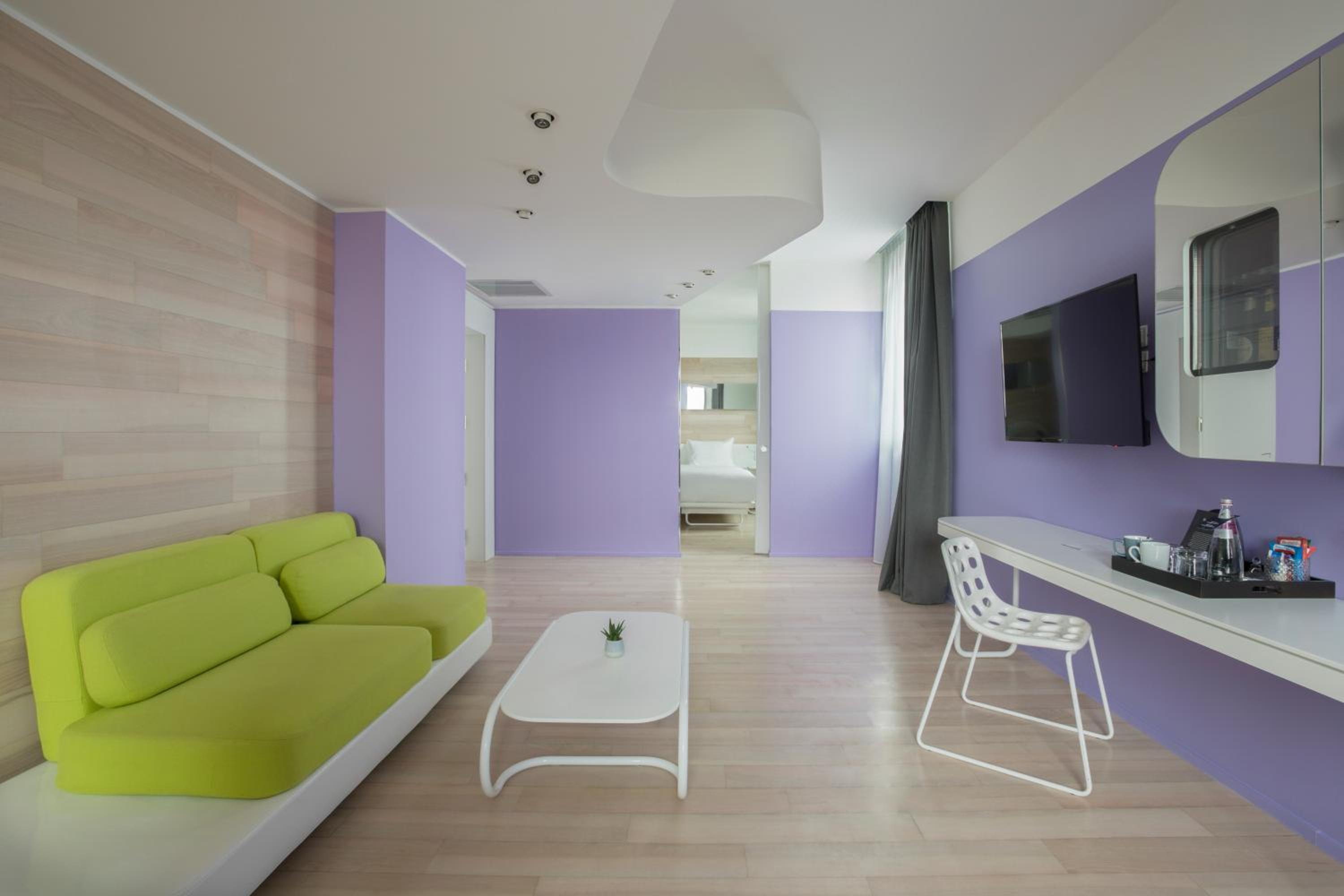 One-Bedroom Suite