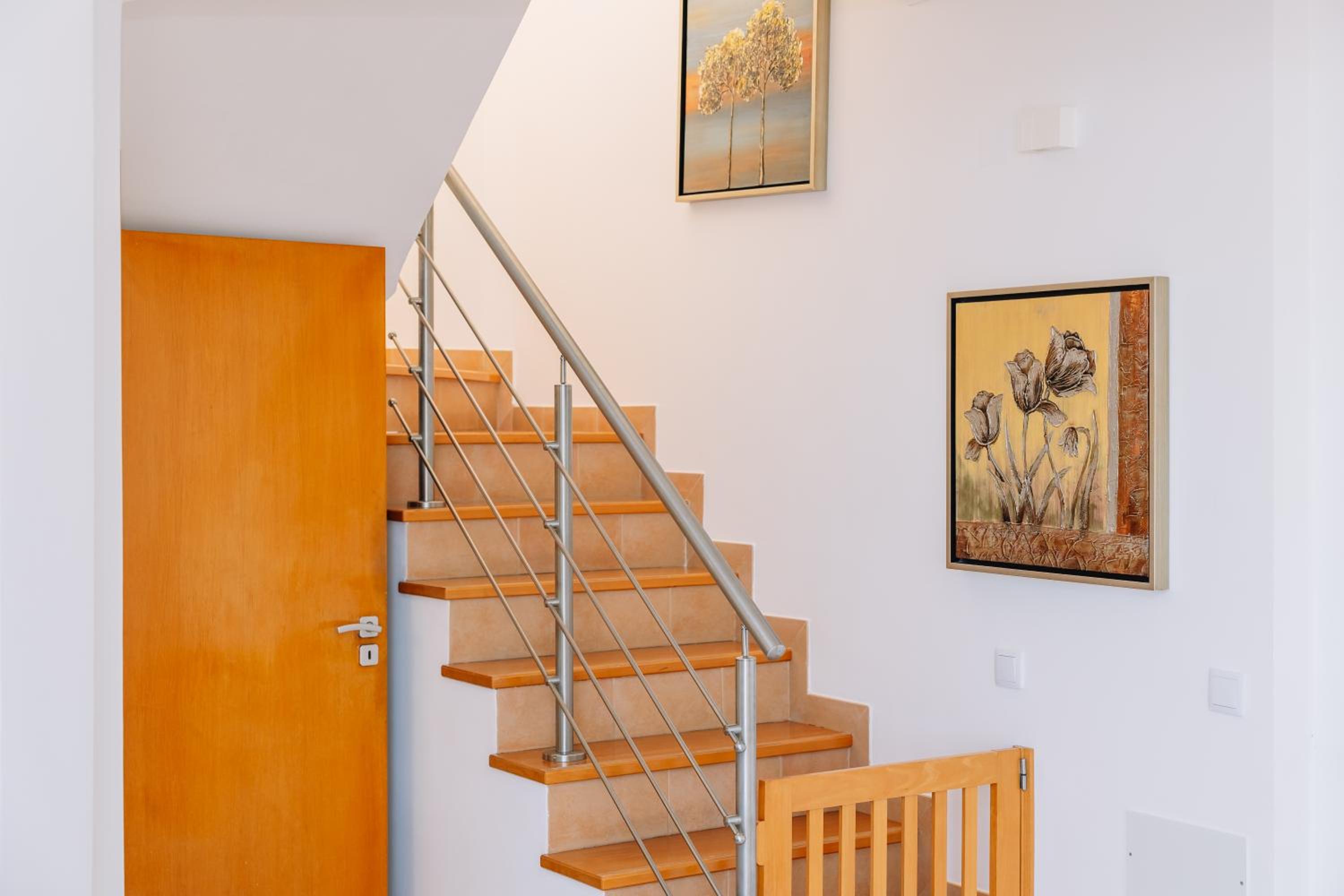 Deluxe Two Bedroom  Suite (2 Adults + 2 Children) thumbnail 5