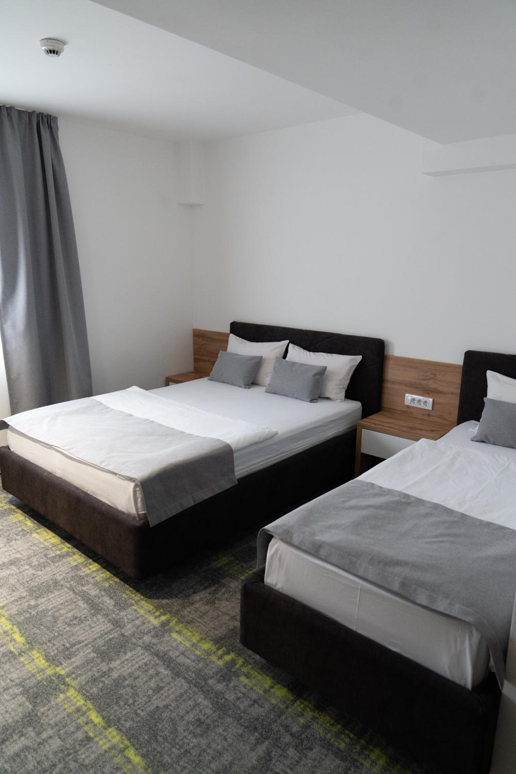Deluxe Quadruple Room photo 1