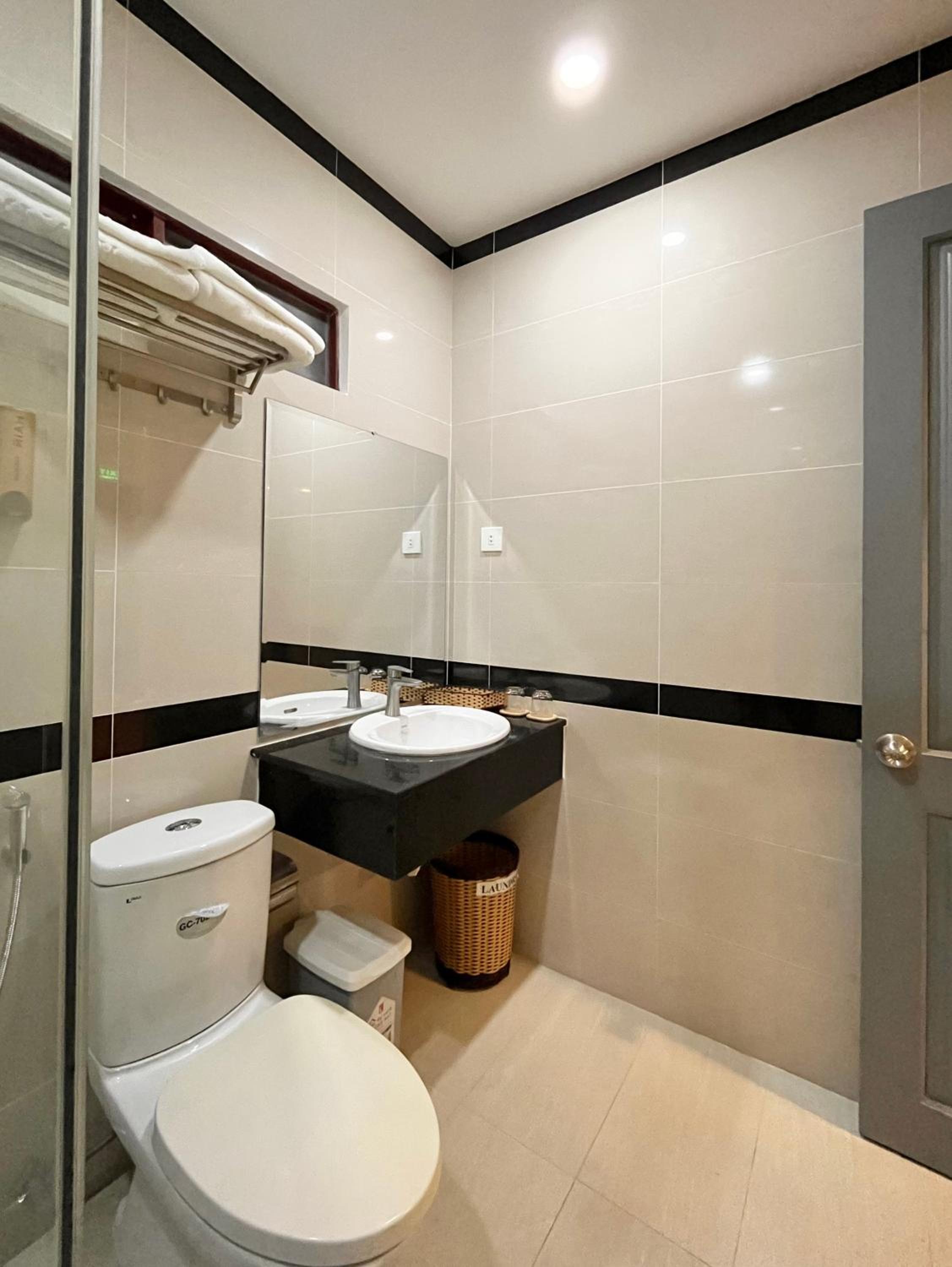 Triple Room with Sea View - Photo 3