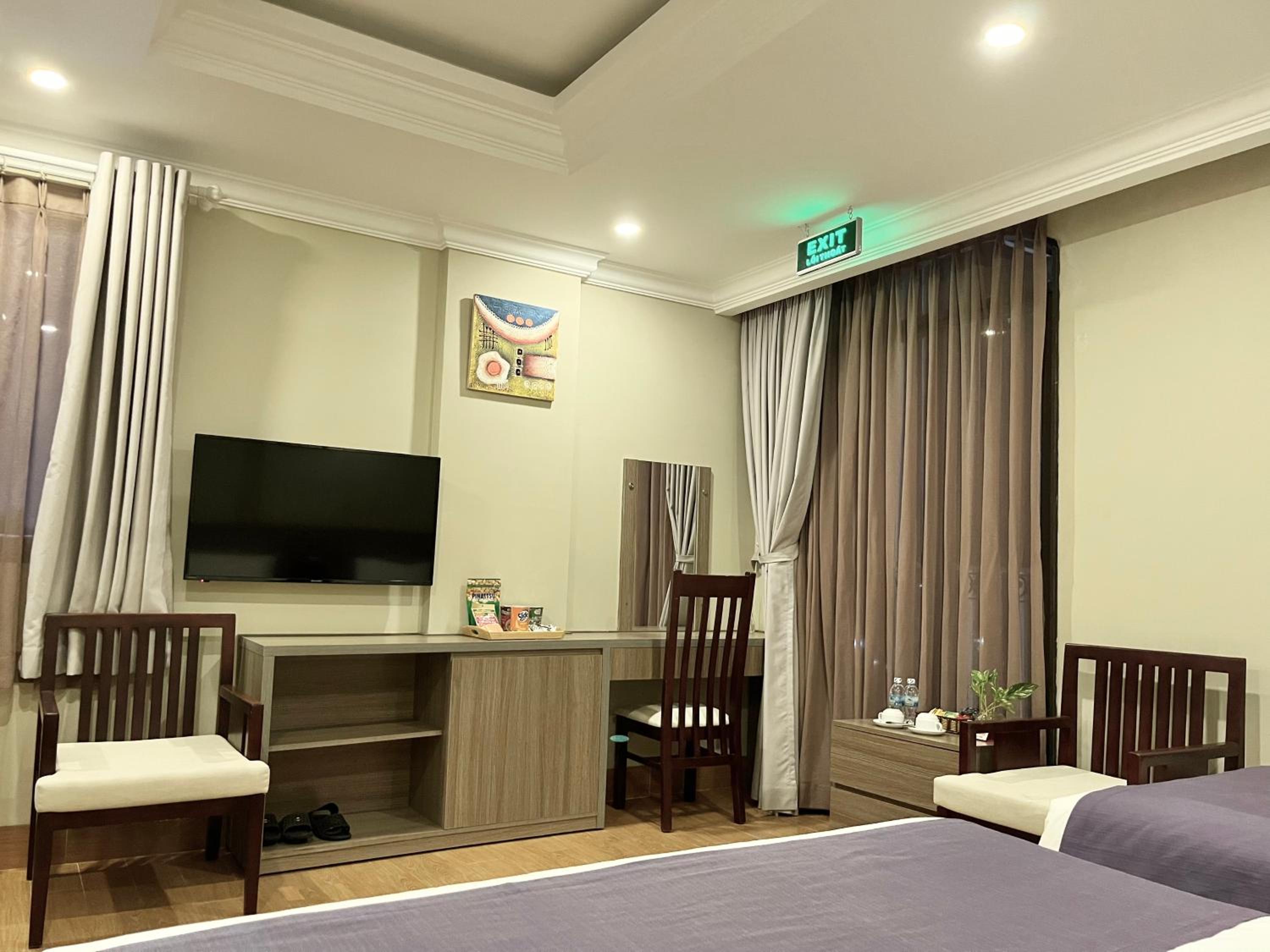 Triple Room with Sea View - Photo 5