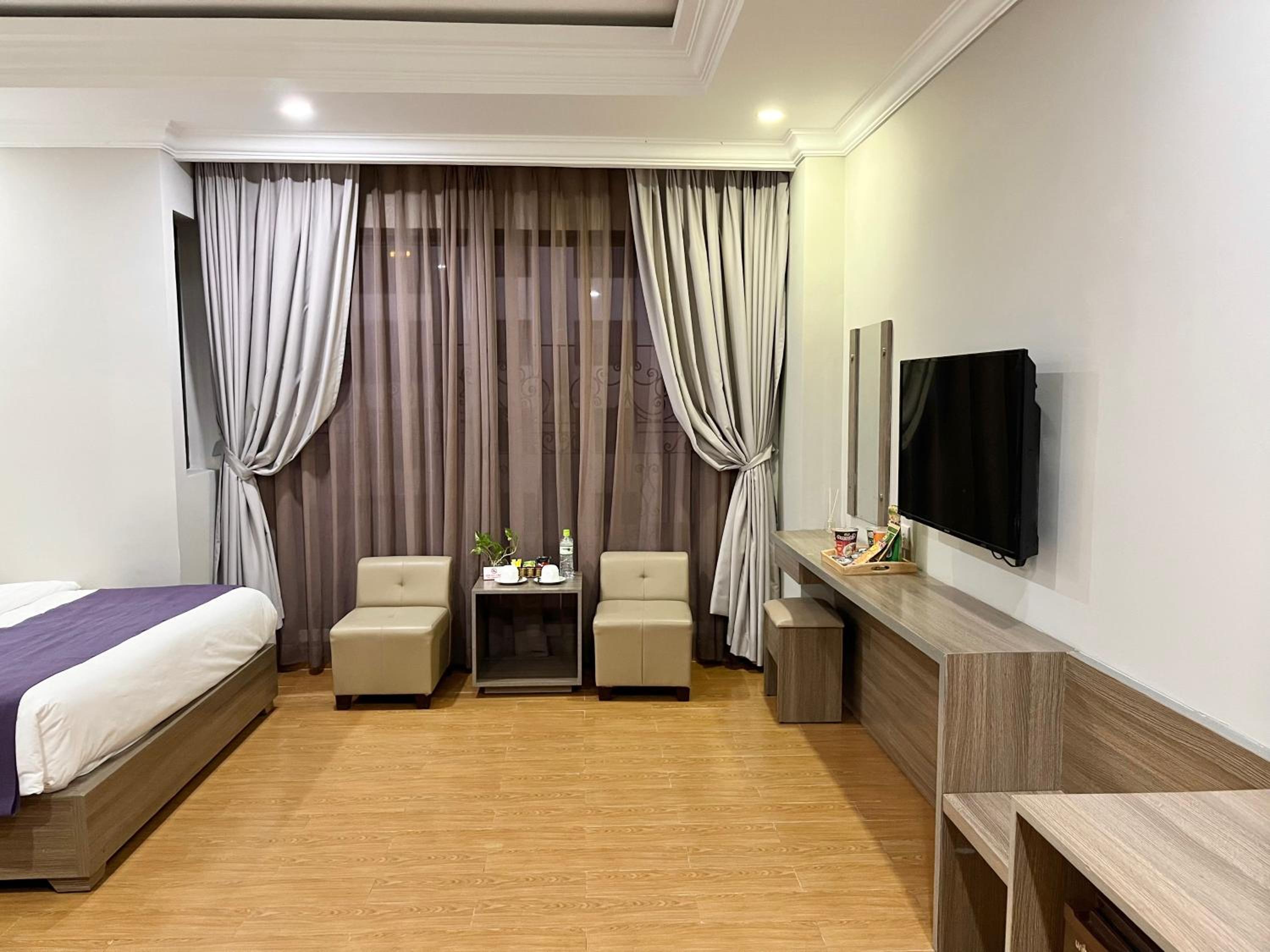 Triple Room with City View - Photo 1