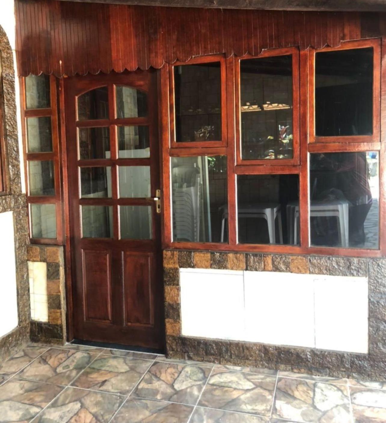 Family Room photo 2