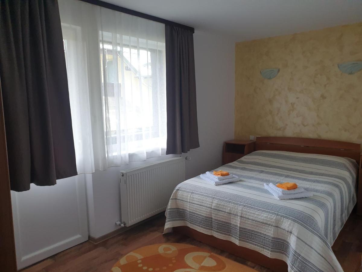 Double Room with Mountain View photo 1