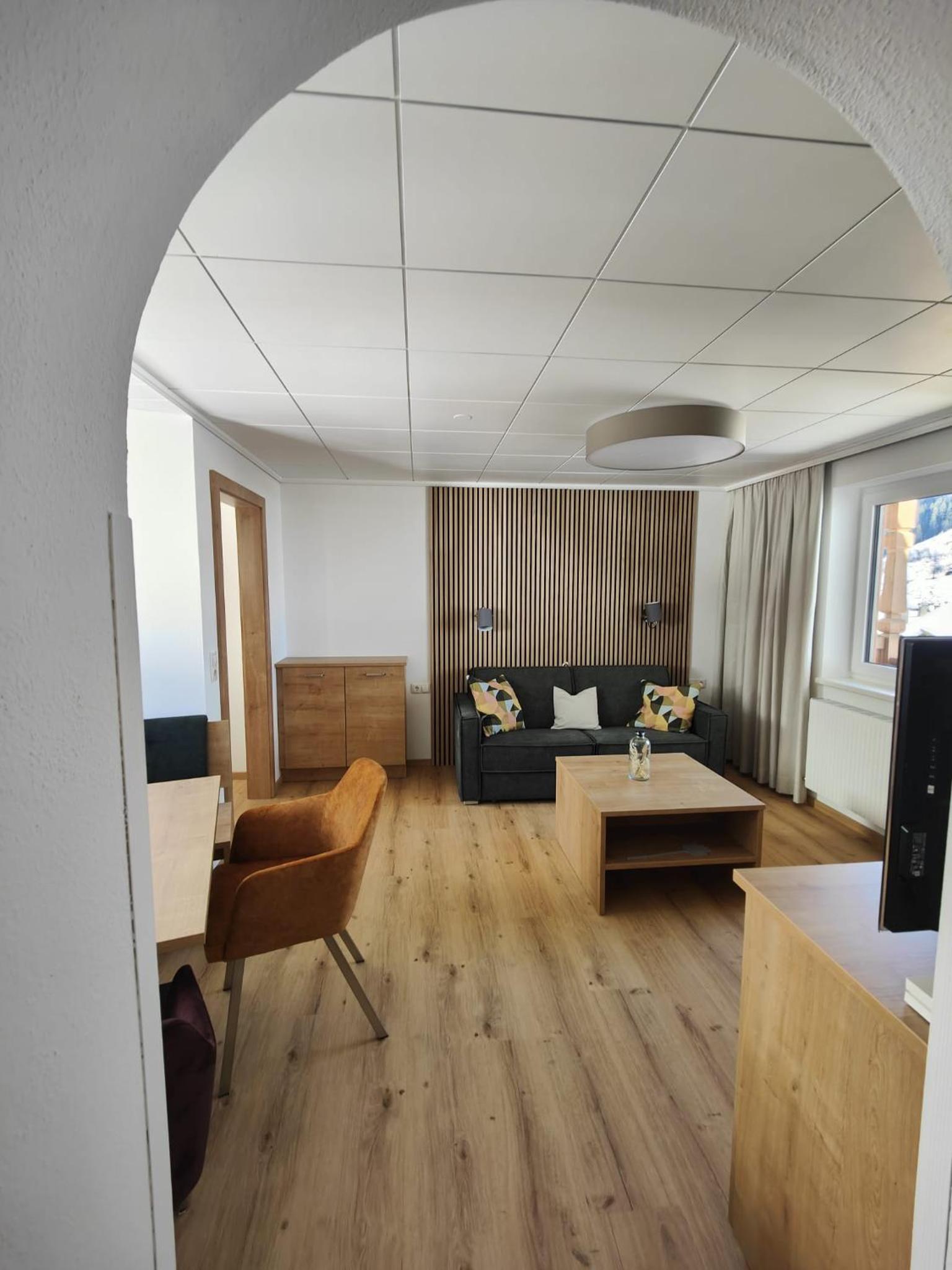 Deluxe Apartment - Photo 7