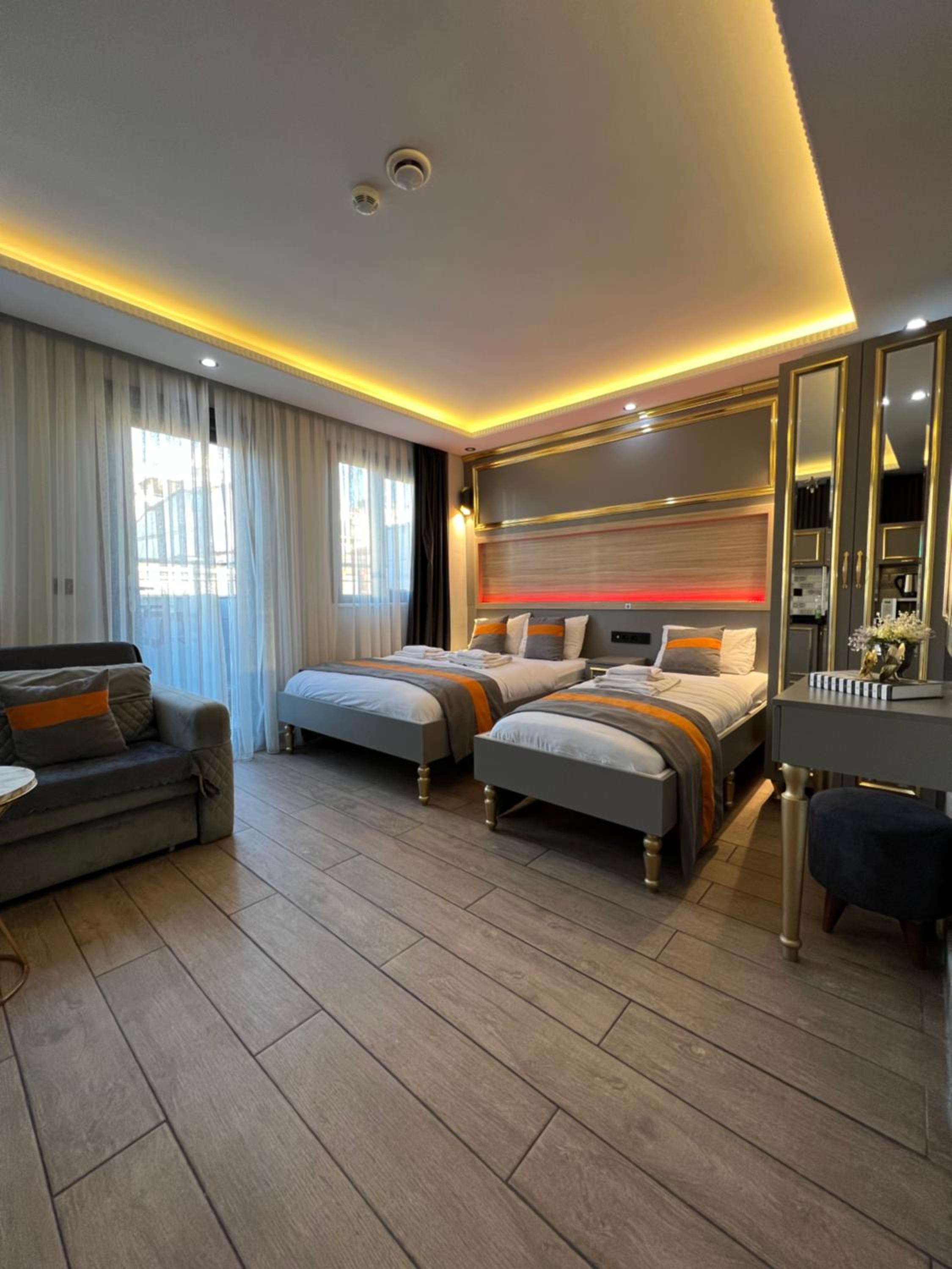 Suite with Terrace photo 1