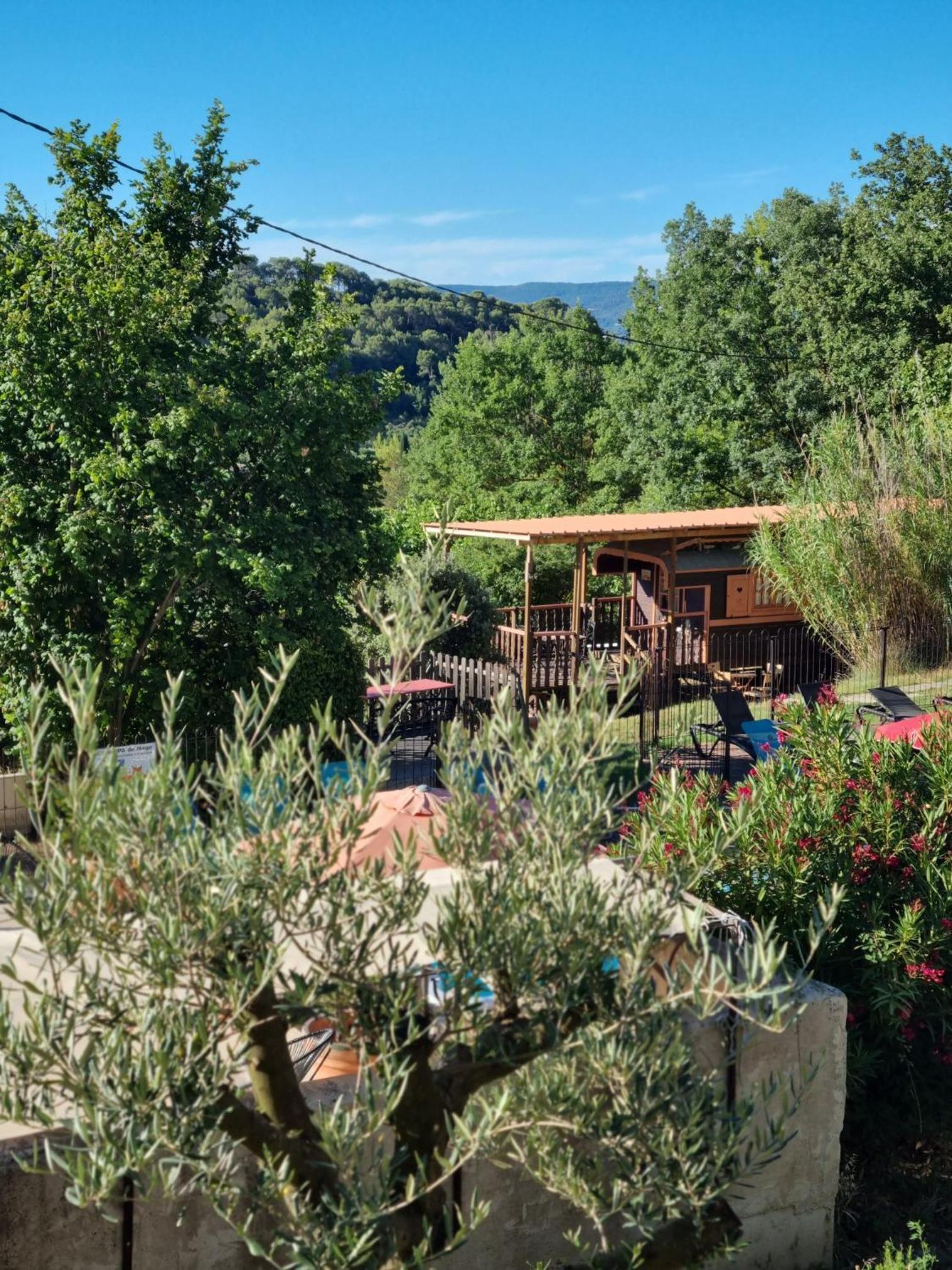 Cottage with Garden View photo 3