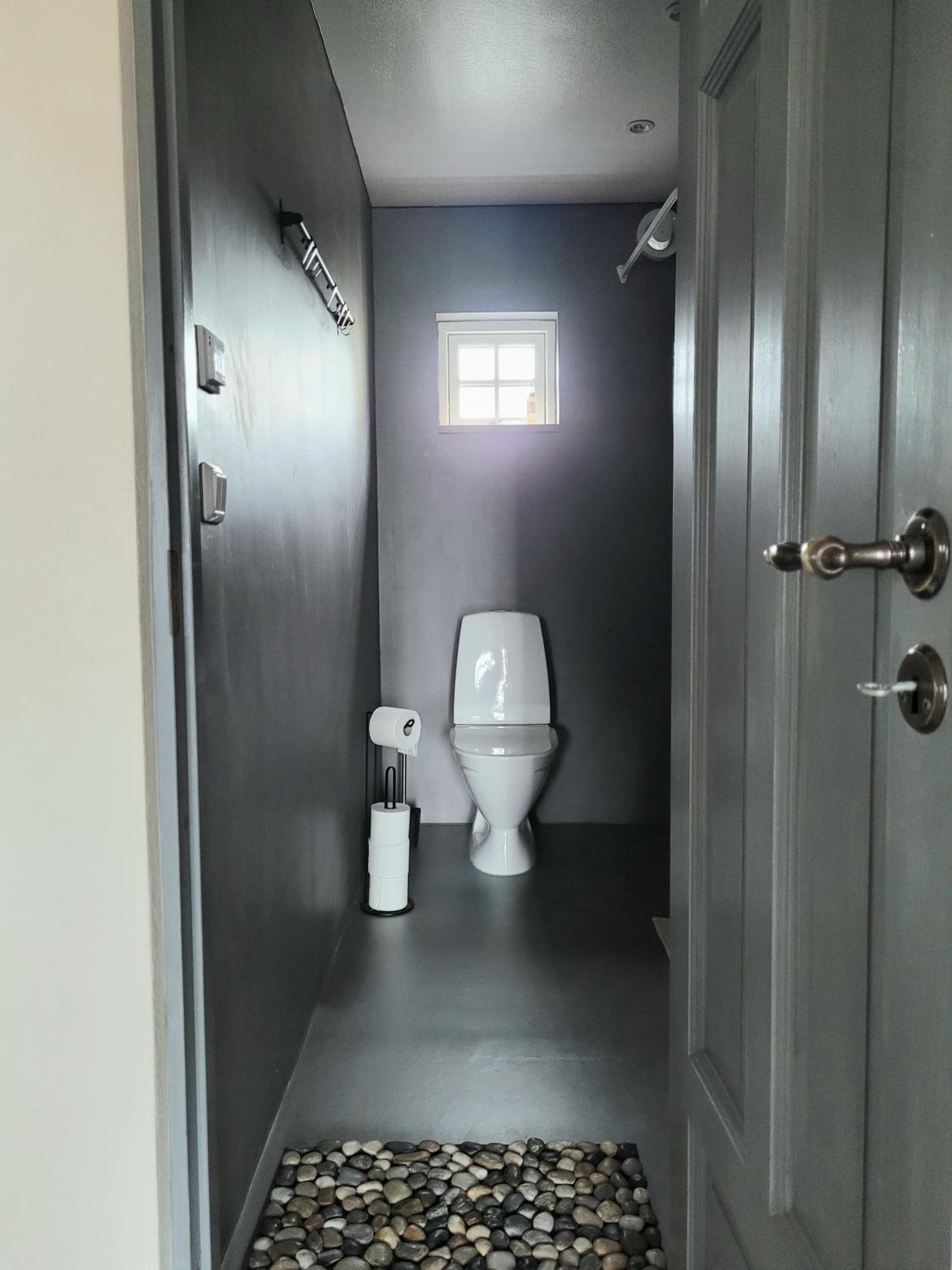 One-Bedroom House - Photo 22