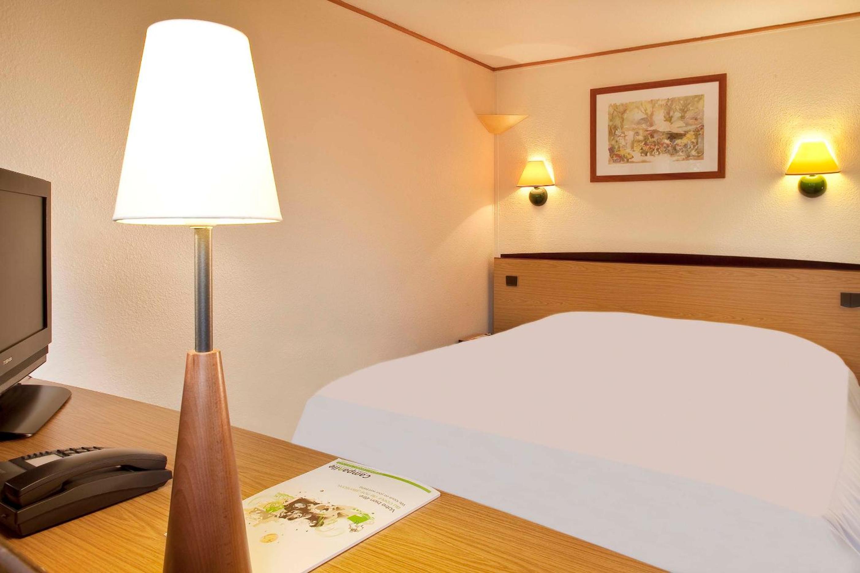 Double Room - Photo 5