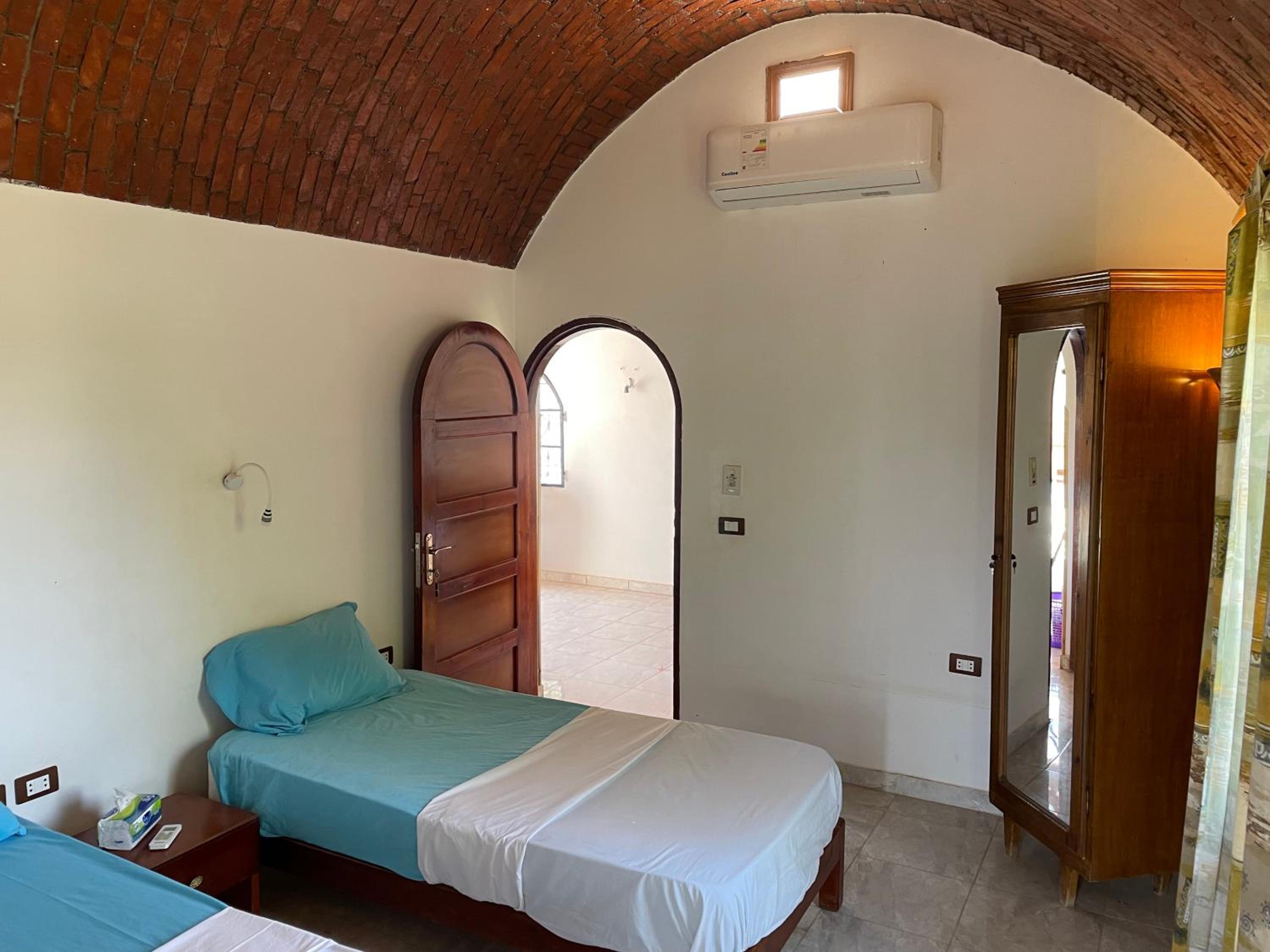 Double Room with Private Bathroom With Nile View - Photo 10
