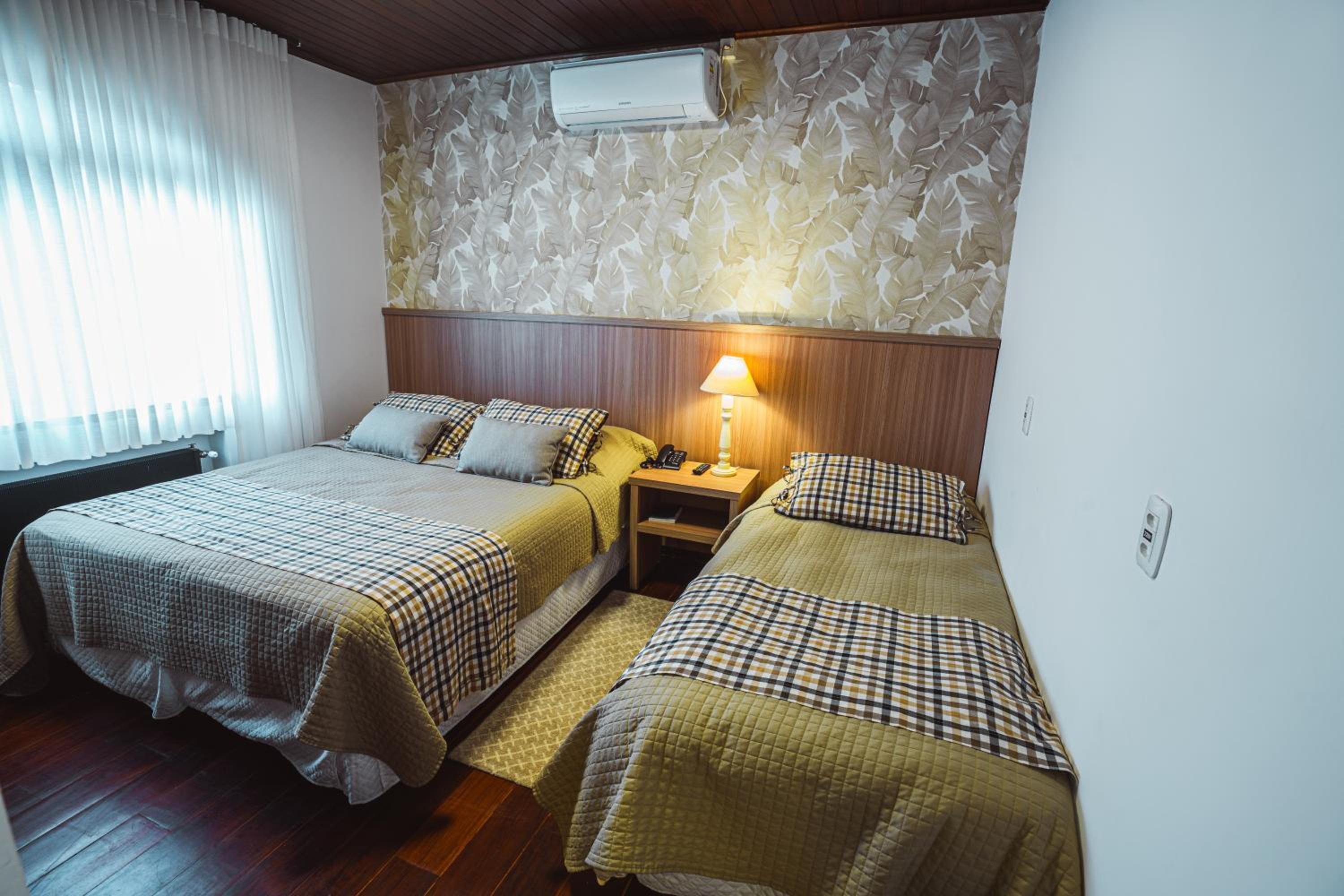 Chalet (4 People)