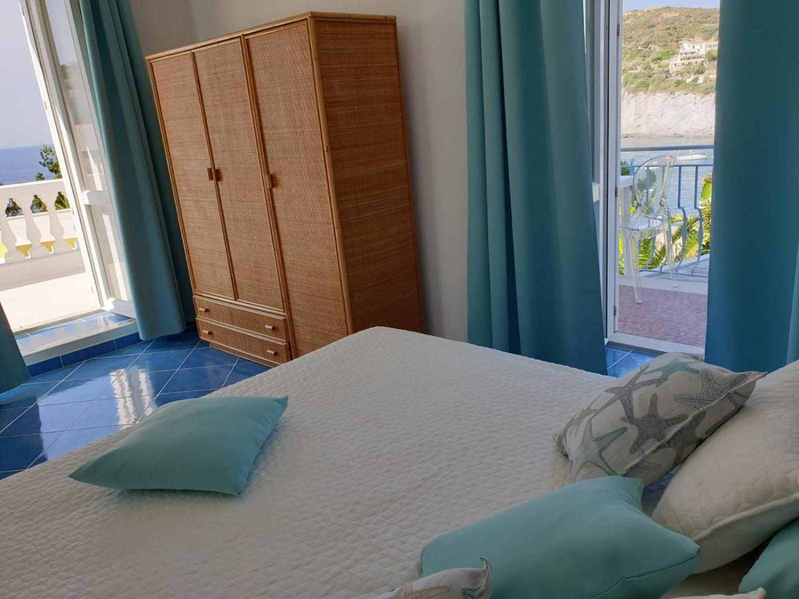 Deluxe Double Room with Sea View