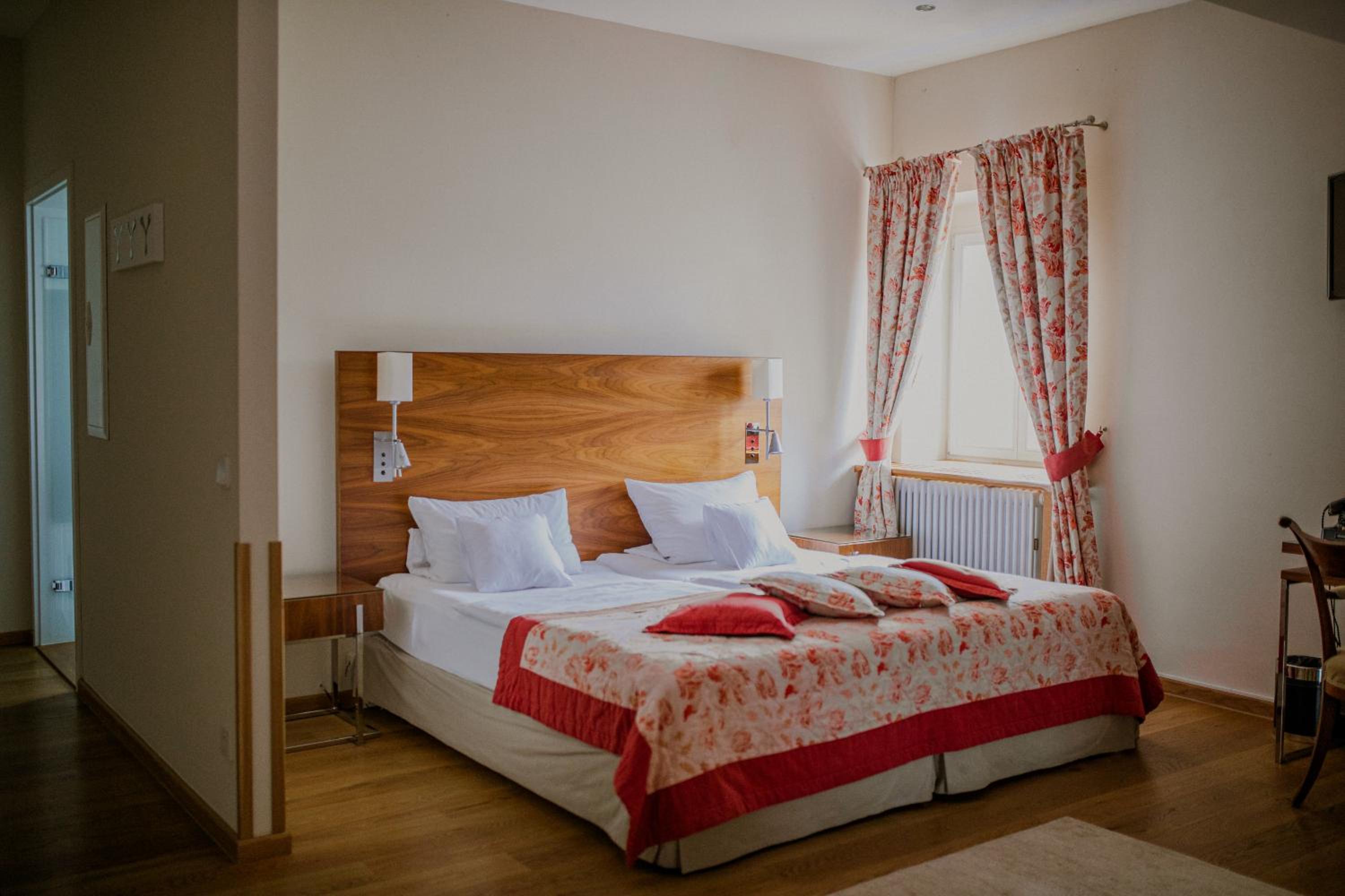 Superior Double or Twin Room photo 1